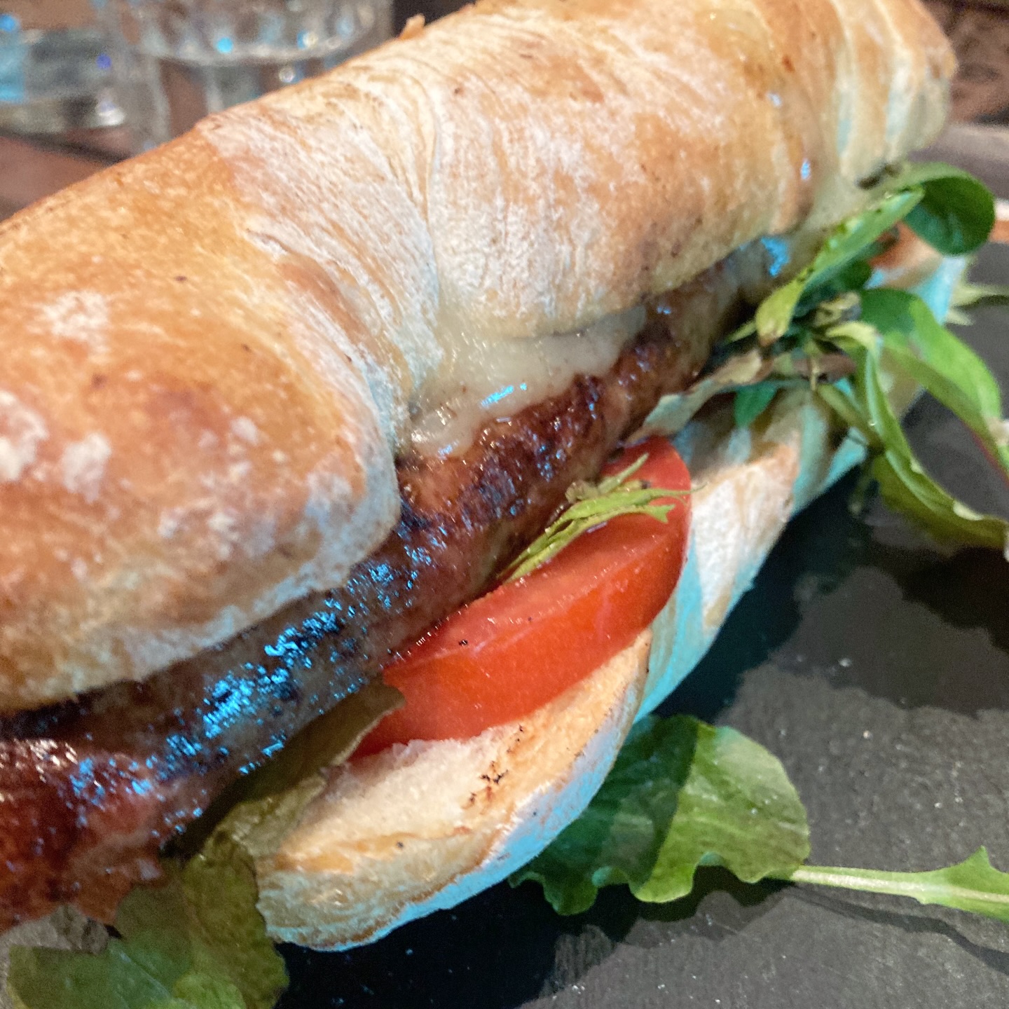 ¡Chori Chori!
#chequelomo #choripan #argentina🇦🇷 #suiza #gastronomy