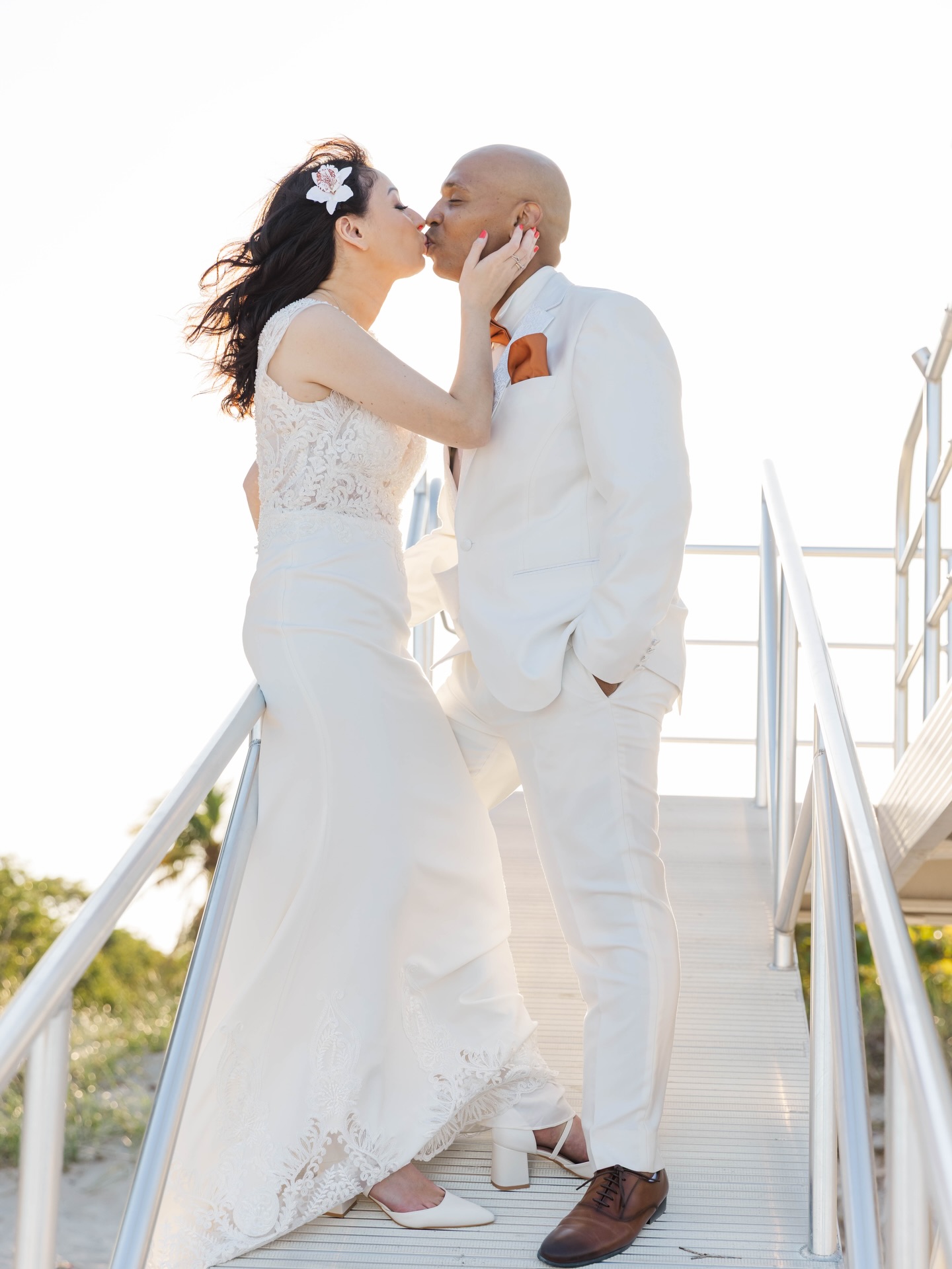 They flew for love.
They stayed for the emotion.
This intimate elopement took place during golden hour at Crandon Park, on the stunning island of Key Biscayne, Florida 🌴
Accompanied by their son and the groom’s mother, they chose a wedding that felt deeply personal, emotional, and free — far from traditions that don’t resonate anymore.
For couples dreaming of a destination elopement in the US, Miami offers sunshine, nature, elegance and a true sense of escape — all in one place.
With my full-service elopement packages, I guide you through every step, from afar, so you can enjoy a seamless and stress-free experience abroad.
If you’re dreaming of an intimate wedding in Florida that feels effortless, meaningful and unforgettable
📩 send me a DM and let’s imagine your elopement together.
#destinationelopement
#elopementflorida
#miamidestinationwedding
#intimatewedding
#elopementabroad