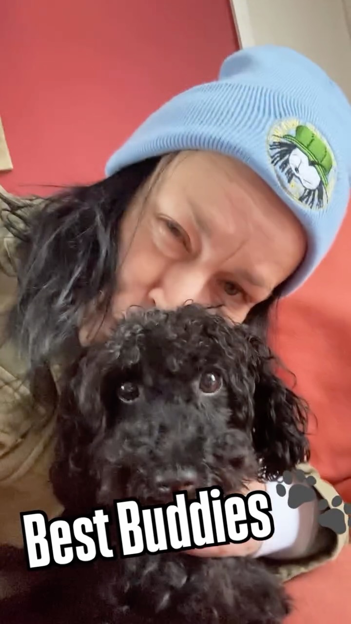 ADHD & Distractions at its finest! 😂🤟🐾❤️
Trying to manage my day is extremely challenging but do you know what? So what! I’ve embraced my distractions & am enjoying the moment because those moments of distraction are more precious than ANYTHING. ❤️🐾🤟
‘Follow Your Dreams’
Live in The Moment
JP2026 x
#adhd #liveinthemoment #artlife #followyourdreams