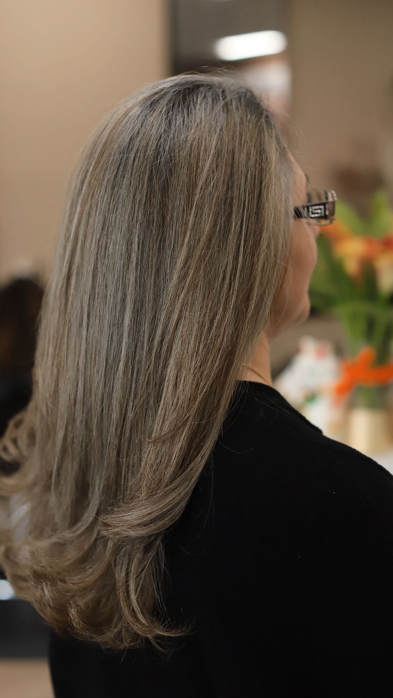 We’re so back. ⚡️ Heading into the week feelin’ ✨G O R G E O U S ✨
.
.
.
.
.
#artehairstudio #bellevuehairstylist #bellevuewa #rentonhairstylist #pnwhair