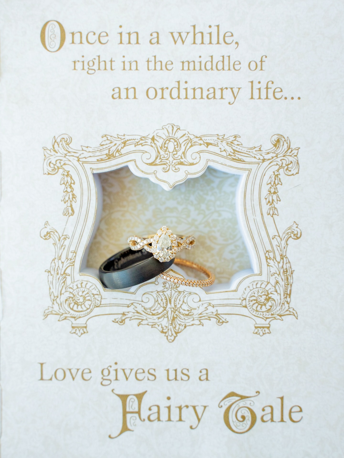 Little glimmers of Magic. 🌹✨
#disneycruiseweddingphotographer #disneyweddingphotographer #floridaweddingphotographer #orlandoweddingphotographer #disneybride