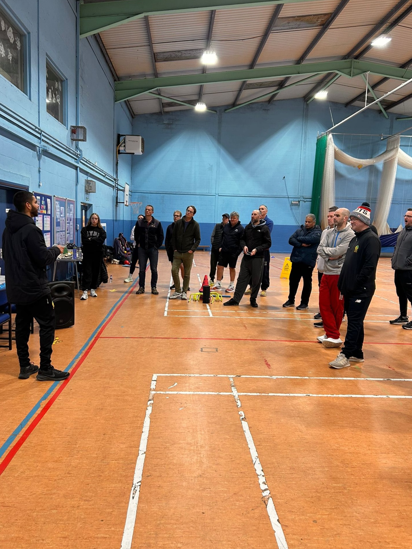 To prepare for our winter nets, our coaches attended a workshop session led by our very own @fuz.ahmed_ ! It covered all aspects of the game and got our coaches trying out new games and drills ready to deliver back into the club 🏏
Thank you to @myshine.co.uk for the much needed hall space during these cold winter months 🥶