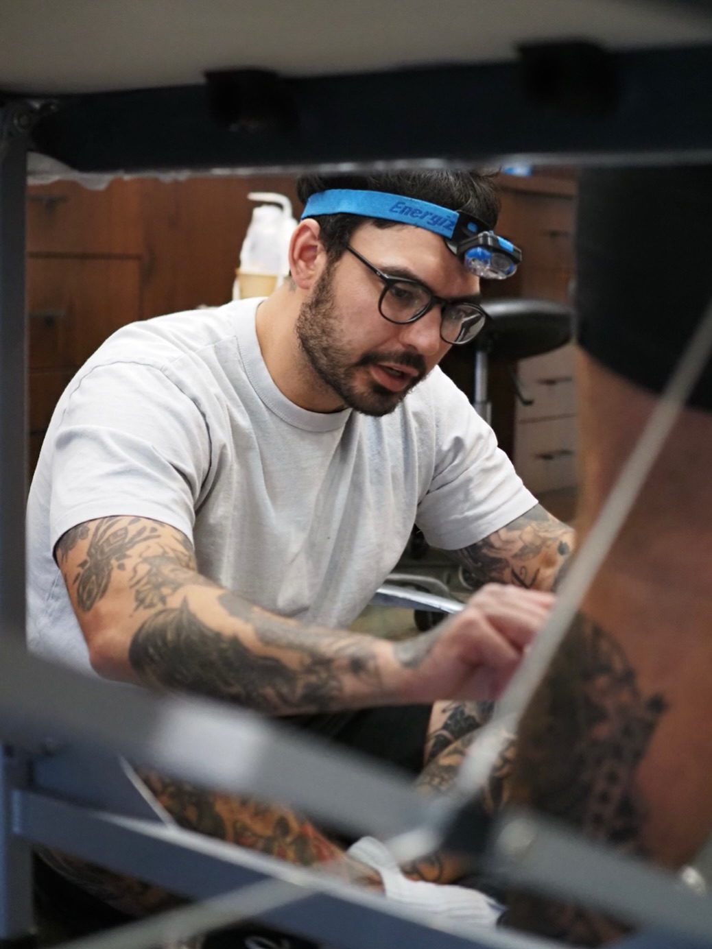 Aaron is in the studio most days of the week, except next week, he’ll be guesting over on the east coast. Head over to @aaronjmurphy_ to book for February!
.
.
.
.
.
.
.
.
.
.
.
.
#perthtattoo #blackworktattoo #traditionaltattoo