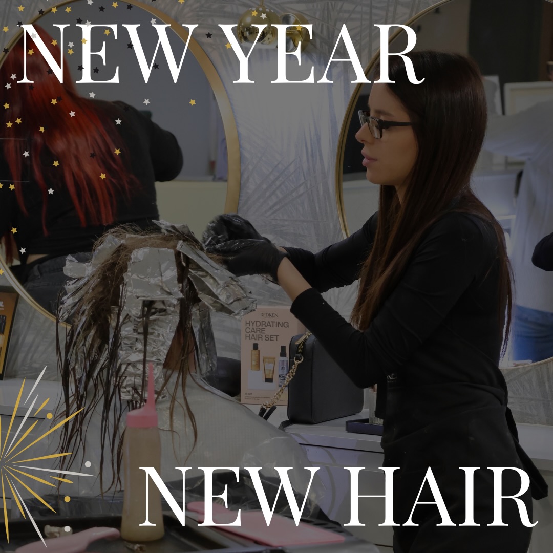 NEW YEAR NEW HAIR 🤍 Get yourself booked in for a well deserved hair appointment!!
-
-
-
#salon167 #salon167davidlloyd #foryoupage #dartford #post