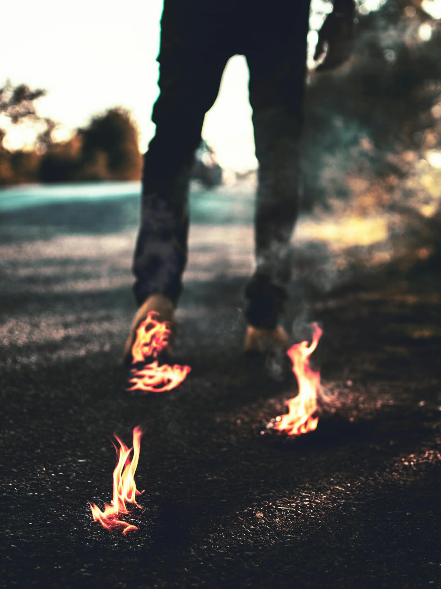 🔥 Some truths are only earned, not taught.
“I have learned that I am fireproof.
Only people who stand in the fire know that.”
Survival changes you.
Pain teaches you things comfort never could.
If you’ve walked through the fire and are still here—
this is your reminder: you are stronger than you think.
#Resilience #TraumaRecovery #OnlineTherapist