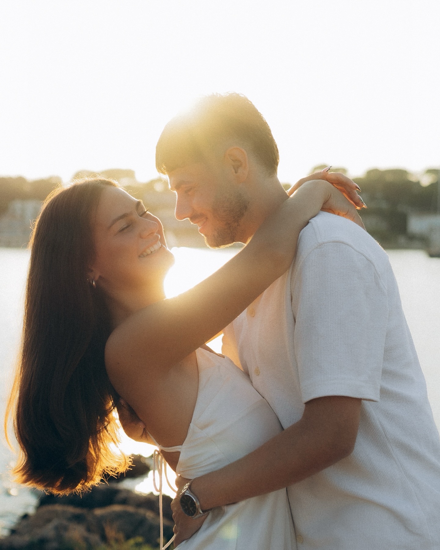 Pas de neige par ici (malheureusement)… alors voici un doux souvenir de cet été, baigné de lumière et de chaleur ✨🌞🧡
📆 Réserve toi aussi ta séance photo
⊹ www.behappylivefully.com
⊹ contact@behappylivefully.com
Hello! Je suis Taline, photographe de mariage, photographe de maternité, photographe de famille, photographe de couple dans les Alpes Maritimes et Var 📸🤍
─
photographe nice · photographe 06 · photographe alpes maritimes · photographe côte d’azur · photographe naissance · photographe cannes · photographe monaco · photographe var · photographe grossesse · photographe maternité · photographe couple · photographe antibes