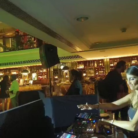 When the New Year demanded chaos, Taj Lands End delivered 🔥
Roxy Event Services turned the night into a full-blown celebration with powerful décor, nonstop energy, and unforgettable moments. DJ Mahs took over the console and set the tempo sky-high, while Rovita owned the stage as anchor, keeping the crowd alive till the countdown hit zero.
#RoxyEventServices #TajLandsEnd #NewYearEvent #EventManagement #MumbaiEvents