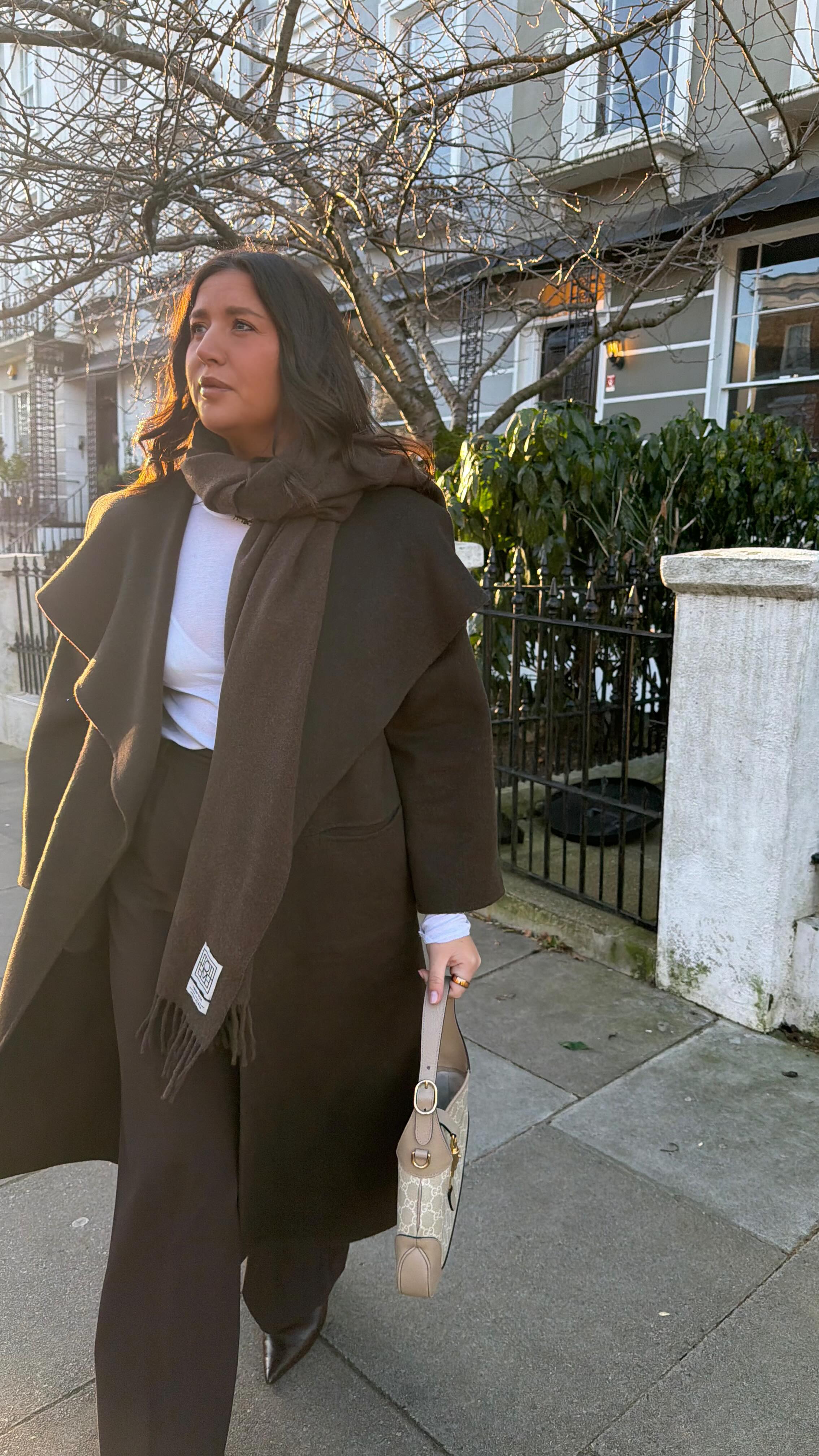 survived the first week back, barely. Happy Friday 🤎