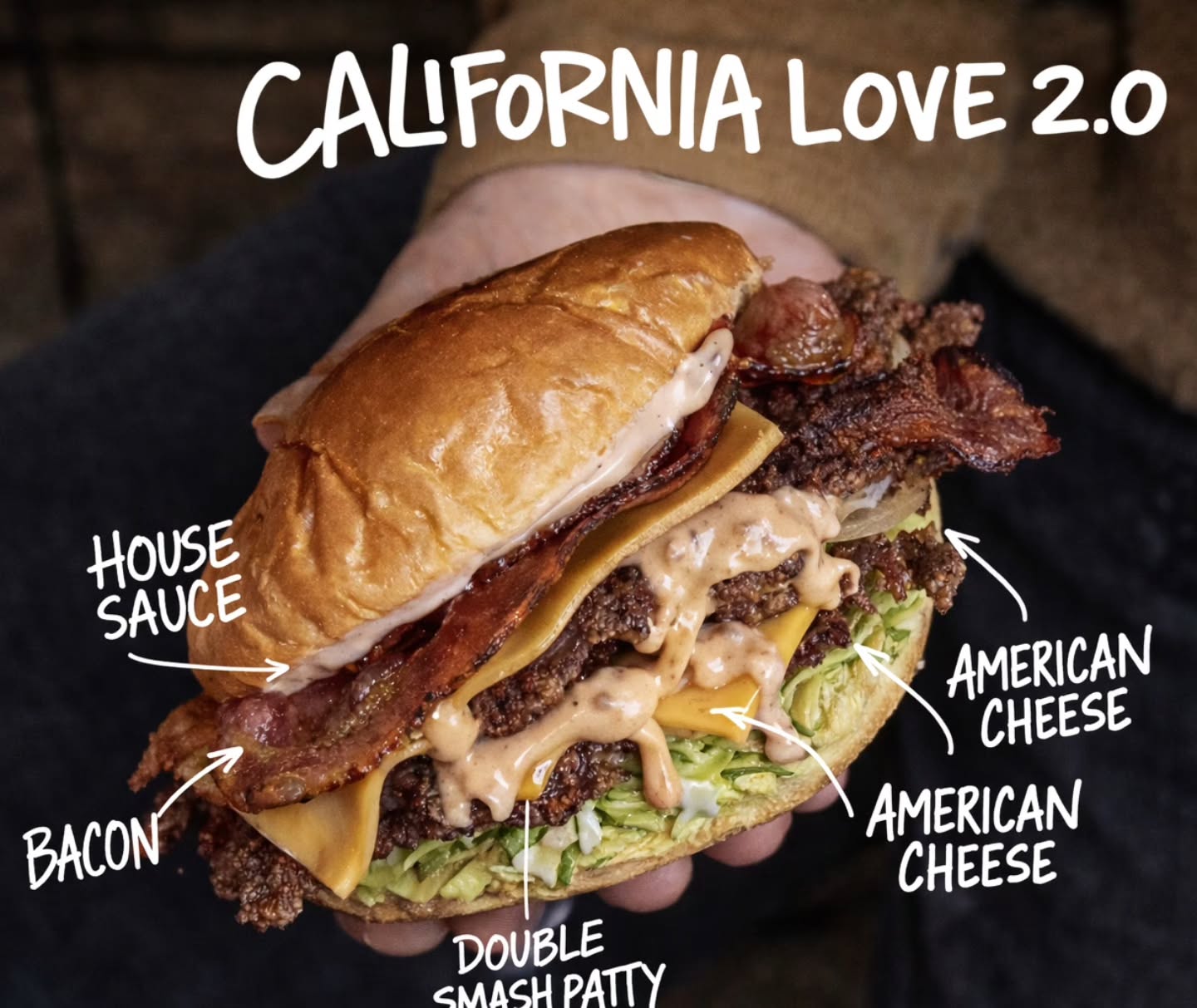 🍔 CALIFORNIA LOVE 2.0
Double smash. Crispy bacon.
Melted American cheese.
Fresh iceberg lettuce.
And our signature house sauce dripping between the patties 🤤
This is the California Love 2.0 — bold, juicy and built for real burger lovers.
📍 Patty n Bun Maastricht
🔥 Freshly smashed
🥓 Loaded with flavor
🍔 Crafted with love, served hot
If you’re looking for the best smash burger in Maastricht, this one’s calling your name.
.
.
#pattynbun_burgers #maastrichtfood #smashburger #burgerlovers #Maastricht