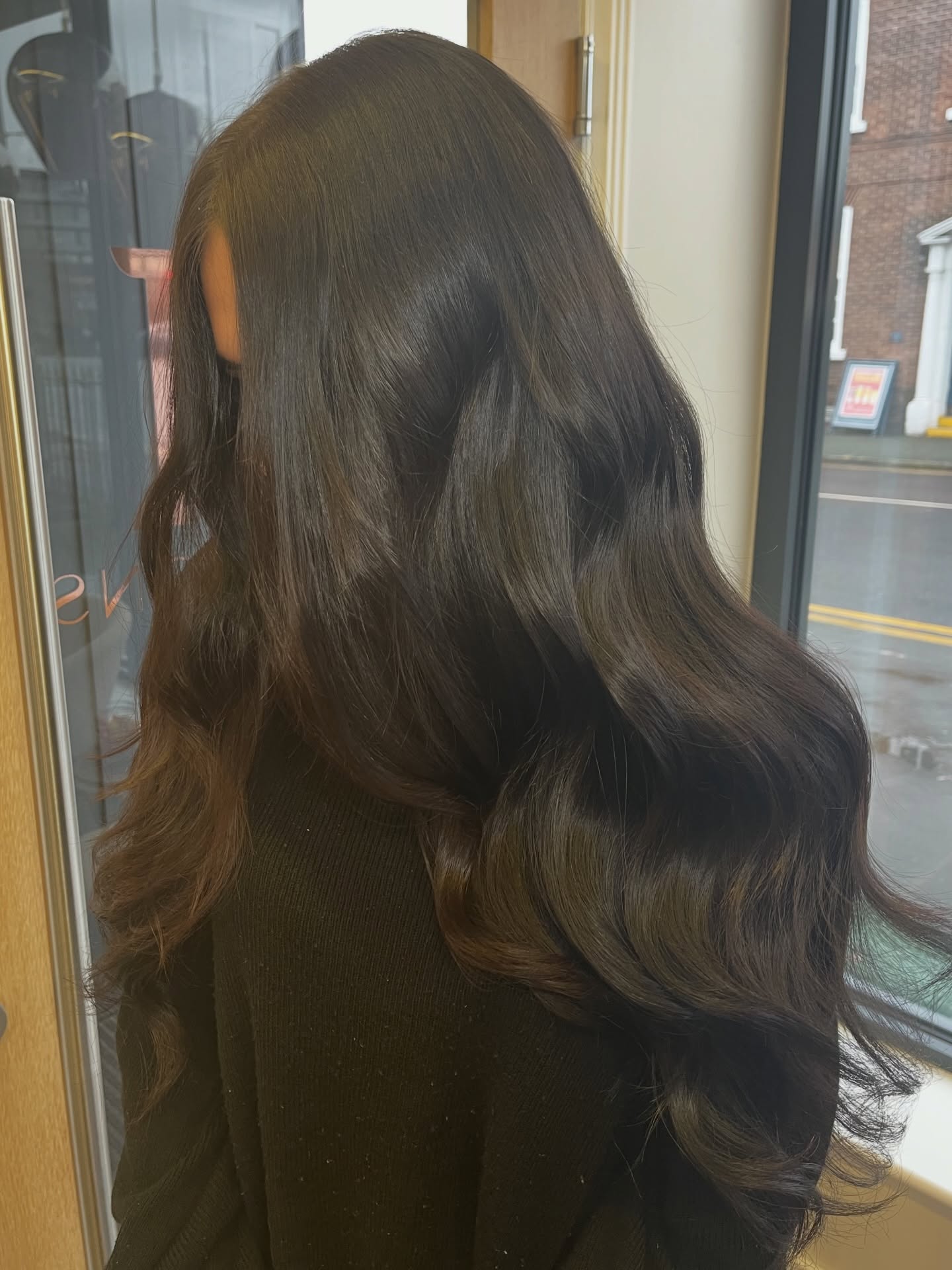 Who doesn’t love a Curly Blow-Dry!
Girls get booking in your weekly Blow-drys with Rachel
#altrincham #curlyblowdry #altrinchamhairsalon #cheshire #blowdryspecialist