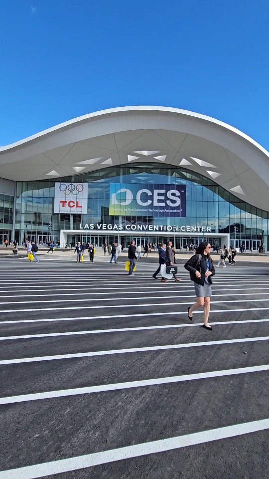 #ces2026 #foodtech checking out more of the AI integration with at home food preparation as it evolves year to year ~ allstreetsgourmand.com https://youtube.com/@allstreetsgourmand4742