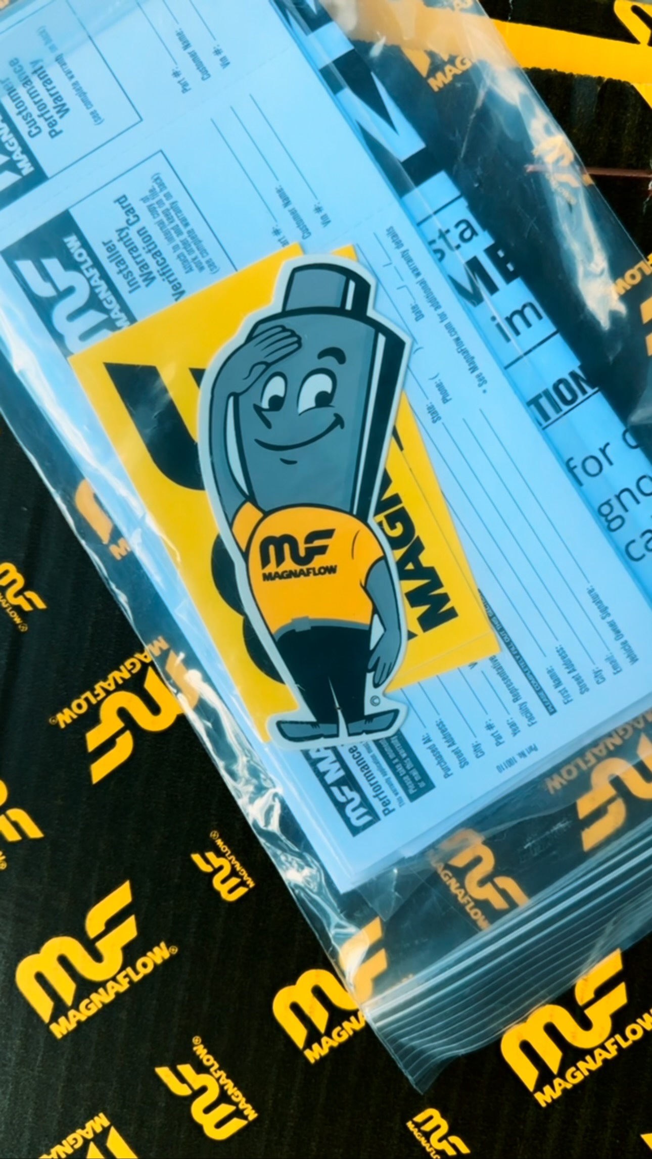 @momdukes_jessica Jeep’s got a new growl!
We installed a Flowmaster Rock Crawler high-clearance exhaust, giving that 3.6L some attitude with a refined yet aggressive tone. The system tucks up tight for maximum ground clearance, no worries about smashing a muffler on the rocks and lets that V6 breathe the way it should.
Wake-up call complete. This rig sounds as good as it performs.
🔧 Products: @flowmaster_official Rock Crawler Series Cat-Back Performance Exhaust System from @urbanoffroadapparel
📸 Mobile install & photos: Bear Paw Off-Road
🛠️ Tools: @milwaukeetool, exhaust hanger remover
🐾 We come to you — trailside or driveway.
#bearpawoffroad #mobilemechanic #jeep #flowmaster #rockcrawlerexhaust