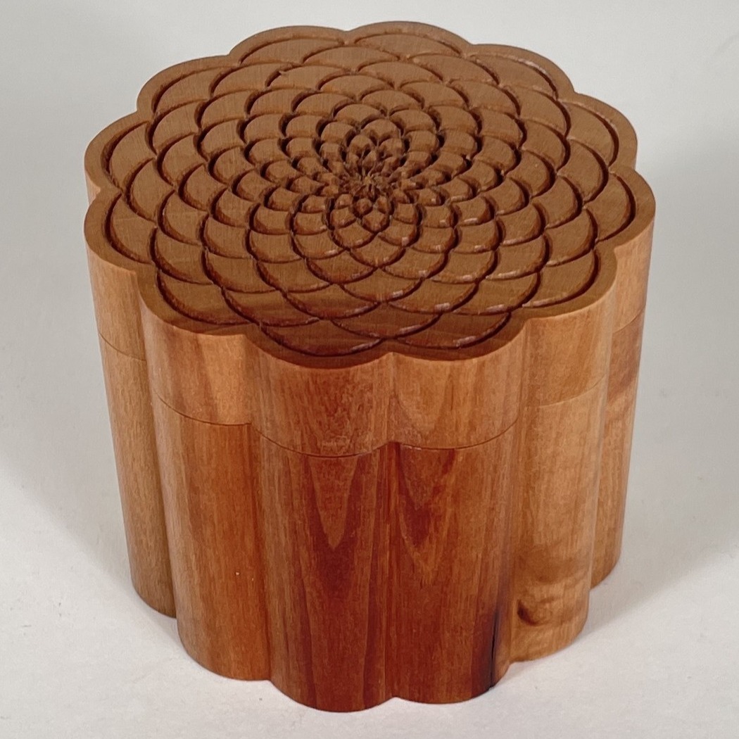 Small Arbutus keepsake box with threaded lid and a Swarovski crystal on the inside lid. 2.25" tall X 2.75" diameter.
#roseengine #complexturning #supercler #arbutus #darawoodworks
darawoodworks.com