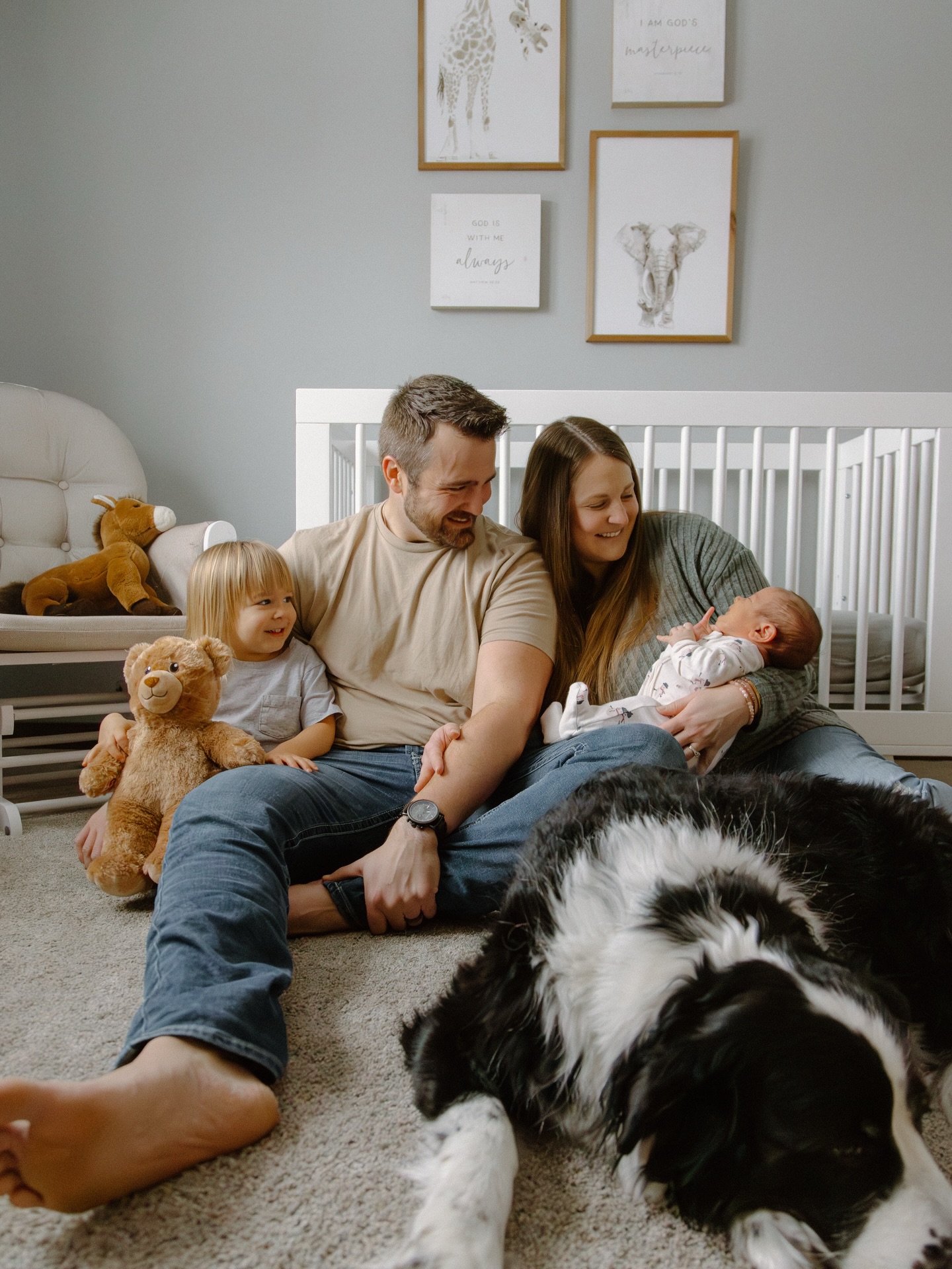 The first session of the year with the Gray Family 🤍
.
.
.
#authentic #capture #exploretocreate #thatsdarling #photooftheday #picoftheday #photodaily #justgoshoot #prettythings #loveauthentic #abeautifulmess #calledtobecreative #designinspiration #photographysouls #choosejoy #pursuitofportraits #makeportraits #postthepeople #midwestphotographer #photography #grandrapidsmiphotographer #miphotographer #michiganphotographer #inhomenewbornsession #newbornphotographer #lifestylephotography #lifestylephotographer #inhomesession