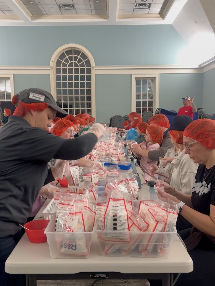 Last night our students and their families came together with the church to support Rise Against Hunger🌍
Service is a main pillar of our curriculum, and working together to help those in need served as a great reminder that even small hands can make a big difference.❤️❤️