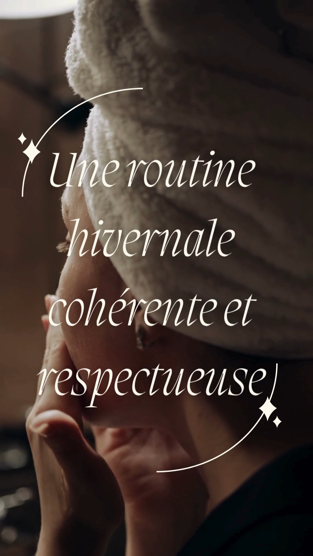 ✨ Réveiller l’éclat de la peau en saison froide ✨
Du 1er janvier au 28 février inclusivement, profitez d’une promotion spécialement conçue pour redonner lumière et confort à la peau, sans compromettre la barrière cutanée ❄️💧
🎁 Offre hivernale :
• 15 % de rabais sur le Sérum Multiplex AH
• 25 % de rabais sur le Duo Sérum Multiplex AH + Exfoliant aux AHA
Cette synergie signée Eltraderm associe une exfoliation douce et maîtrisée à une hydratation biomimétique avancée — idéale pour les peaux déshydratées, inconfortables ou sensibilisées par l’hiver.
✨ Pourquoi ça fonctionne ?
Exfoliant aux AHA
• Favorise un renouvellement cellulaire progressif
• Améliore la réceptivité de la peau
• Prépare l’épiderme à recevoir l’hydratation, tout en respectant la tolérance cutanée
💧 Sérum Multiplex à l’acide hyaluronique
• Acides hyaluroniques de différents poids moléculaires
• Hydratation multi-niveaux et soutien de la barrière cutanée
• Peau visiblement plus souple, confortable et lumineuse
📩 Écrivez-nous pour en savoir plus ou pour réserver votre duo hivernal.
— Christine de Medesthétique CR