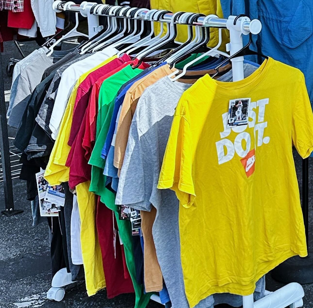 Go check out @the3rdgen they got dope stuff.
#thirdgen #staythrifting #finds #treasure #goods