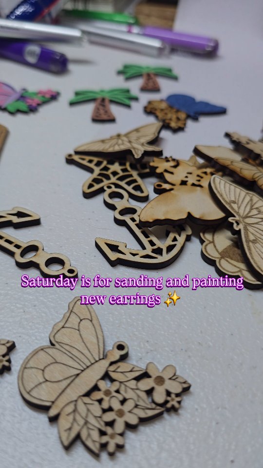 Happy to be able to create and spend my time doing what I truly love ♡
#handmade #earrings #lasercut #crafting #create
