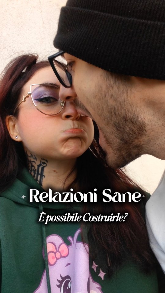 ๐ซถ๐ผ ๐ถ๐๐๐ ๐๐๐๐๐๐๐๐ ๐
๐ ๐น๐๐๐๐๐๐๐๐.
๐ซDi qualsiasi entitร esse siano, รจ un atto di rispetto verso noi stessi, capire quando lo sguardo dell'altro ci evita perchรฉ non ha reale interesse a comprendere il nostro mondo.
โค๏ธโ๐ฉนE allora, meglio andare altrove, dove possiamo sentirci al sicuro, abbastanza, amati per ciรฒ che siamo, con tutte le qualitร che ci rendono unici.
๐Fa tanto male allontanarci da qualcuno che amiamo, che questo sia un amico, un compagno, un membro di quella che avremmo voluto chiamare famiglia...
๐ฆma se ci diamo l'opportunitร di continuare a camminare da soli, prima o poi, troveremo persone e luoghi da poter riconoscere come "Casa" ritrovando noi stessi nello sguardo attento, e volto alla cura, dell'altro โจ
AkaliDisequilibrium NutriamociDiVita Disequilibrium RelazioniSane ComunicazioneAttenta Rapporti DoloreCronico Neuropatia NevralgiaDelPudendo SindromeDiAlcock Endometriosi Adenomiosi Vulvodinia PCOS Fibromialgia PavimentoPelvico AllenamentoSpecifico AllenamentoConPesi NutrizioneEquilibrata Supporto Pedagogista Mobility Posturale Pilates SaluteMentale Benessere CrescitaPersonale