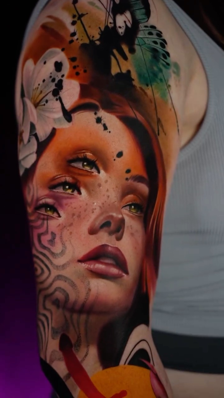 She flew in. Gave me full trust. This is what happens when you don’t micromanage art.
Two days back-to-back, client flew in from Seattle and handed me full creative freedom on her outer arm.
No Pinterest boards. No overthinking. Just trust in the process.
This is why I always talk about commitment and vision. When you give an artist room to create, the work hits different.
Built to flow with the body. Built to last. Built with intention.
Would you travel for a piece like this?