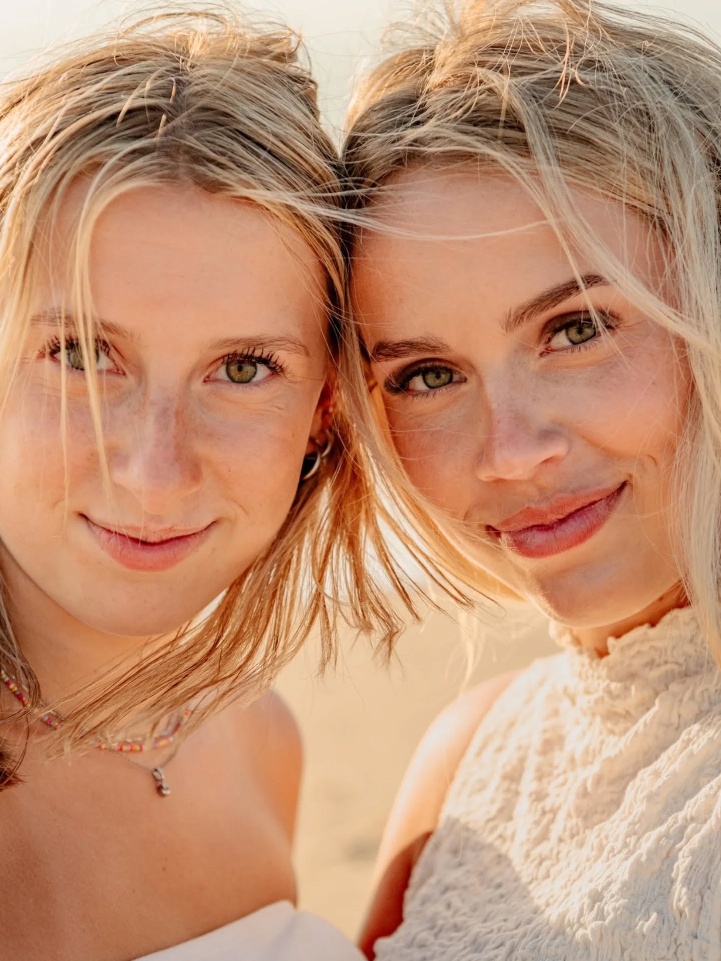 www.manonduport.fr
~
Photographe lifestyle à Mimizan-Plage, Landes.
~
sisters | soeurs | mimizan | mimizan plage | les landes | photographe grossesse | photographe mimizan | photographe famille | photographe couple | photographe enfants | photographe naissance | photographe maternité | photographe grossesse | photographe landes | photographe lifestyle landes | photographe gironde | photographe hossegor | photographe lifestyle | biscarrosse | arcachon | mios | biganos | la teste de buch | gujan mestras | parentis | sanguinet | pontenx les forges | sainte eulalie en born | mézos | saint julien en born | lit et mixe | contis | hossegor | capbreton | seignosse | manon duport photographe