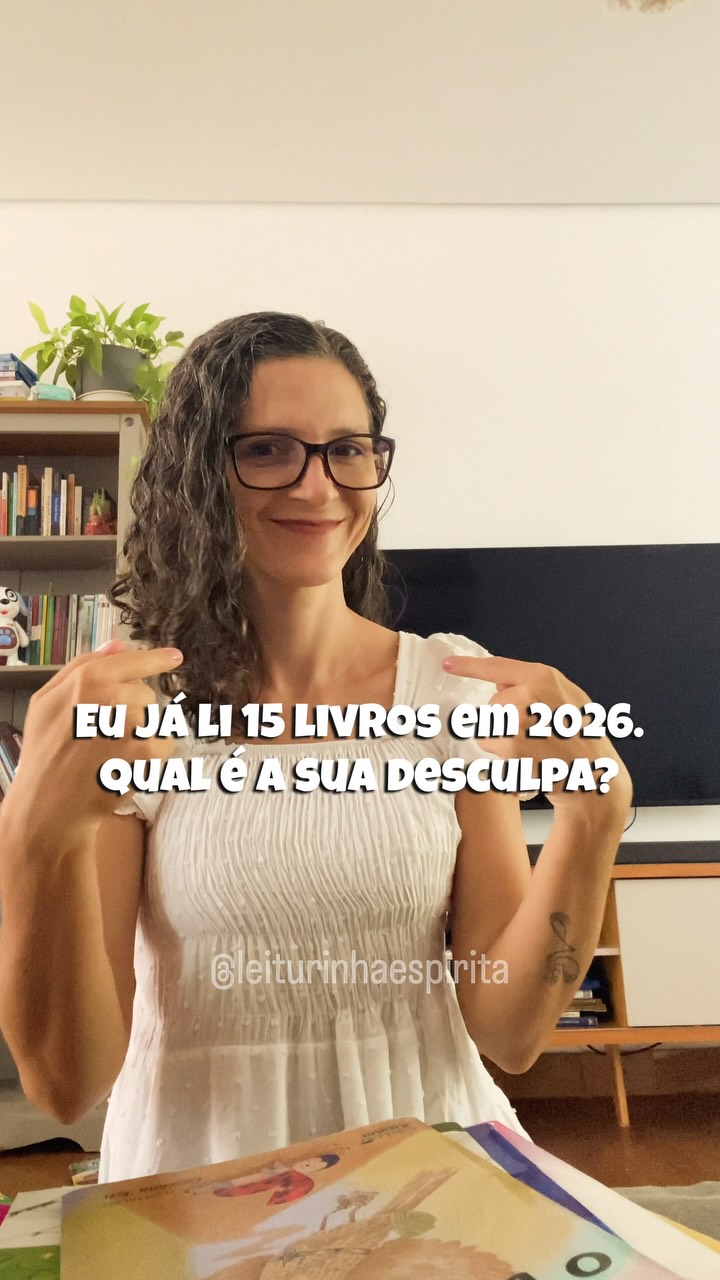 ___Livro infantil também conta, certo? 📚🧒🤔
___Brincadeiras à parte, ler para a sua criança é uma das melhores formas de conexão que existe! Por aqui, adoramos uma boa leitura em família e seja para contar história ou fazer Evangelhinho no Lar, no nosso 2026 já lemos (completo ou apenas uma parte):
Da @boanovaed
- Eu sou o rei de todo o mundo
- Sopa de letrinhas
- Não era pra ser bom na escola
- Allan Kardec: Princípios e valores
Da @editoracirandacultural
- Orações para crianças
- Histórias da Bíblia para garotas
Da @editorachicoxavier
- O Bom Sabiá
- Pip e Pup
Da @fergslivraria
- A nova amiguinha
- Plufstein
- Presentes do coração
Da @folhinhaespirita
- Peri e Pirito
Da @editoracaminhosuave
- Está tudo bem
Da @febeditora
- A sacola misteriosa
In English
- Look and tell Bible
Inspo: @nutrindorespeitosamente
___Quer ter acesso a uma lista com livros separados por tema e com indicação de idade pra sua criança? Comenta LEITURA aqui em baixo que te envio o link. 👇