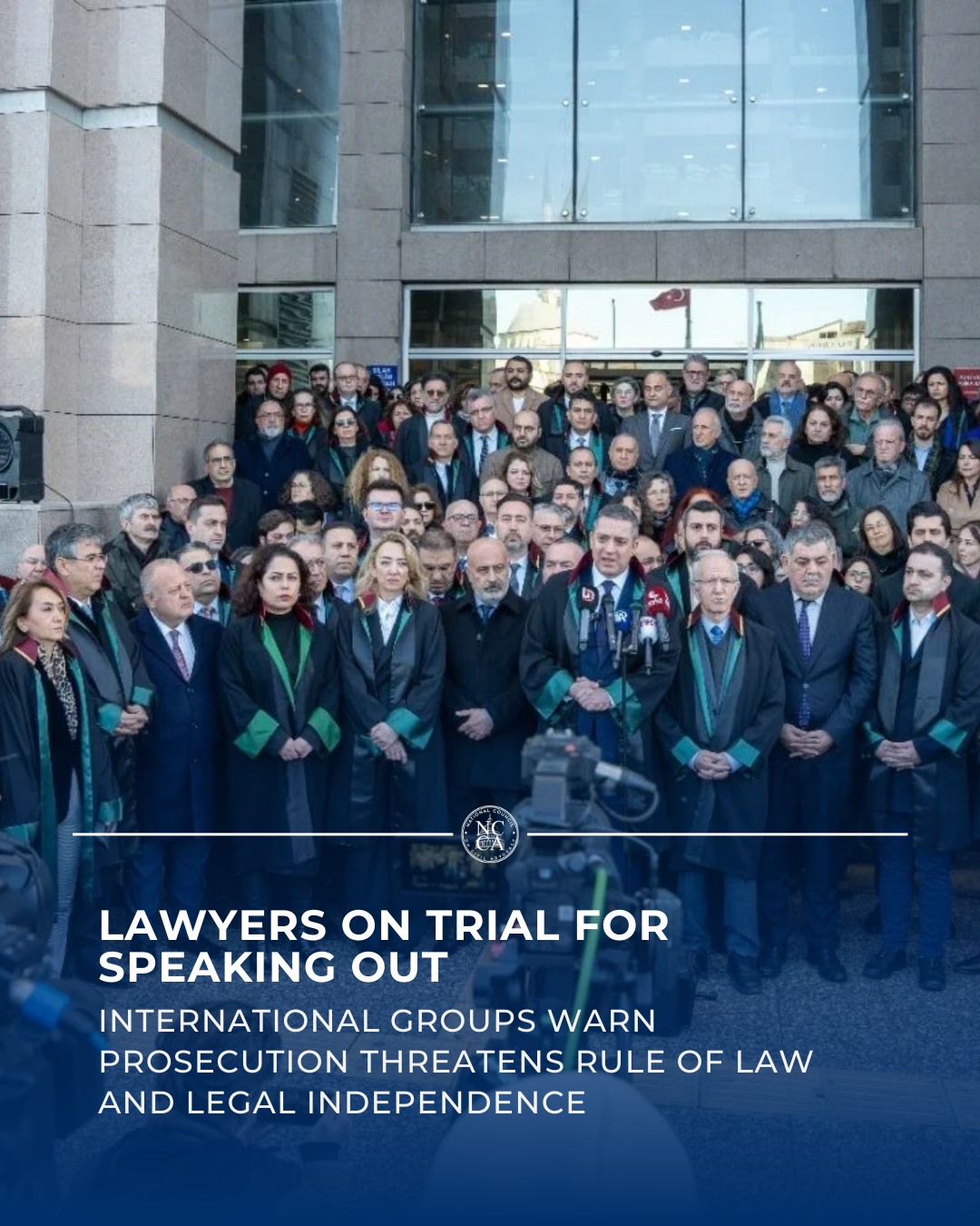 38 International Organizations Condemn Prosecution of Istanbul Bar Leadership
Thirty-eight international human rights and legal organizations are urging Turkey to halt the terrorism prosecution against the leadership of the Istanbul Bar Association.
The groups warn that the case represents a clear misuse of criminal law and poses a serious threat to the independence of the legal profession. Prosecutors are seeking prison sentences of 3–12 years based on a public statement made in December 2024.
Legal experts and rights organizations stress that criminalizing bar associations for public statements undermines the rule of law and violates freedom of expression—cornerstones of any democratic legal system.
Targeting lawyers for their speech not only erodes judicial independence but also weakens access to justice for society as a whole.
Read more:
https://loom.ly/e9ozNjU
#Turkey #Turkish #HumanRightsViolations #RuleOfLaw #Erdogan #Democracy