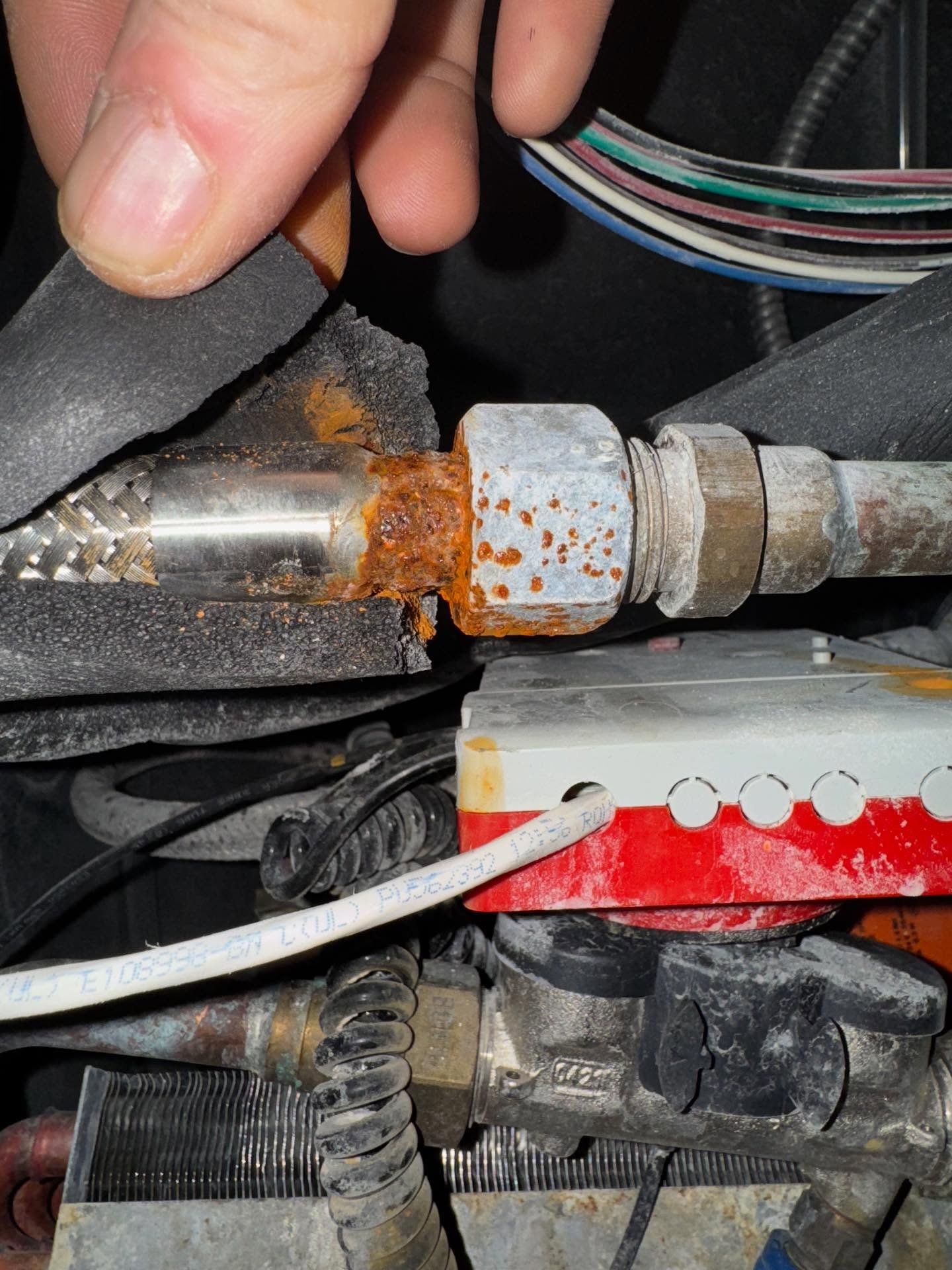 Condo. Evening. Call no heat. I went to unit - temperature was 25, whatâs the problem. Tenant said blowing some ac , when heating is off. But this is not heat pump- I responded!
After couple sessions we understand that blower not@in automatic mode. And thatâs mean that he blowing temperature from the button of the space:/ ifs probably 2 c degree less + fan speed -2 degree. Thatâs all problem in this call
#condohvacservices #condoheatingrepair