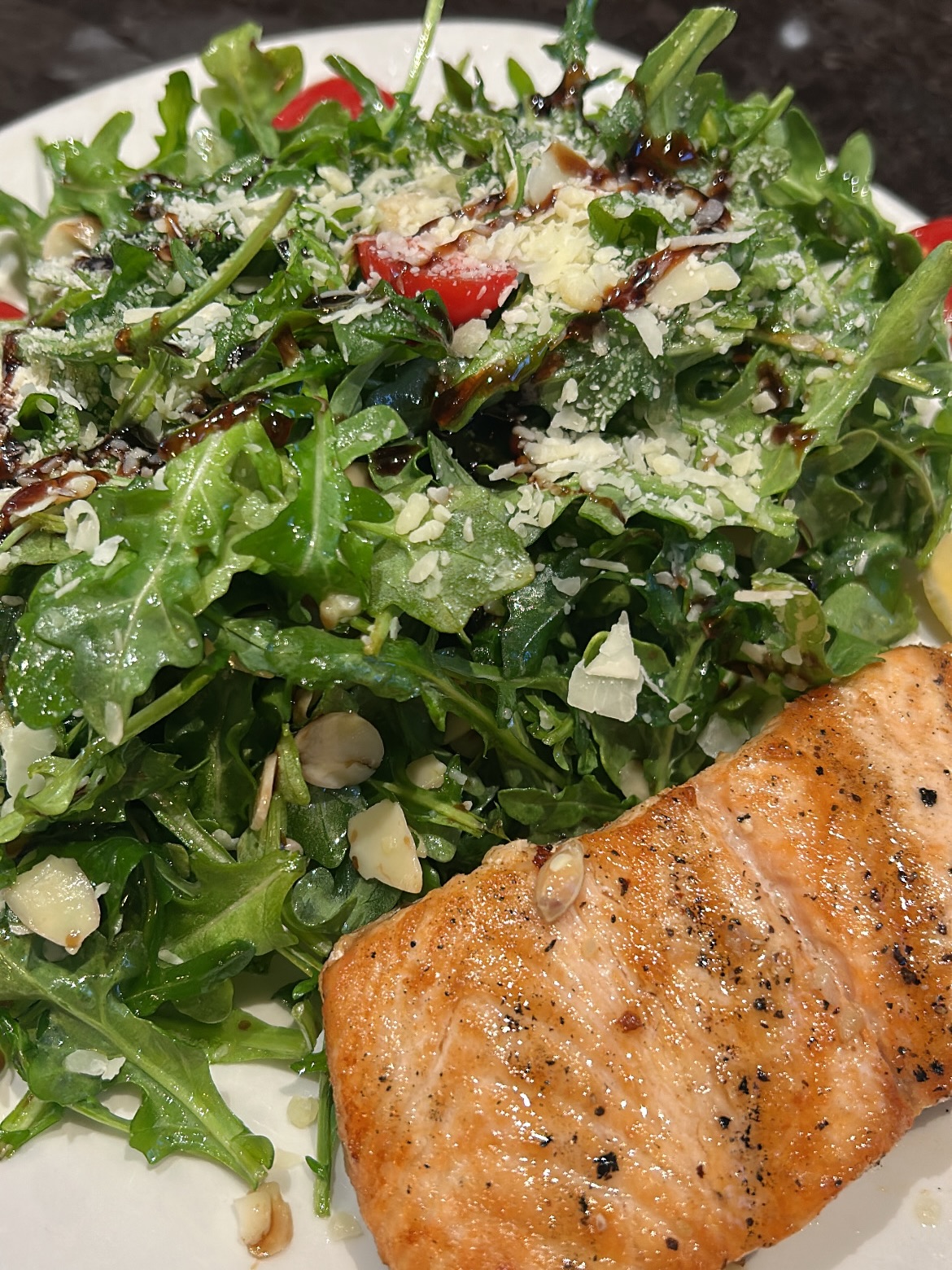 It’s Fish Friday! Light, fresh, and delicious!
Choose salmon or sole and enjoy 👌🏻
#fishfriday #freshandhealthy #eatwell #etobicokerestaurants #etobicokeeats