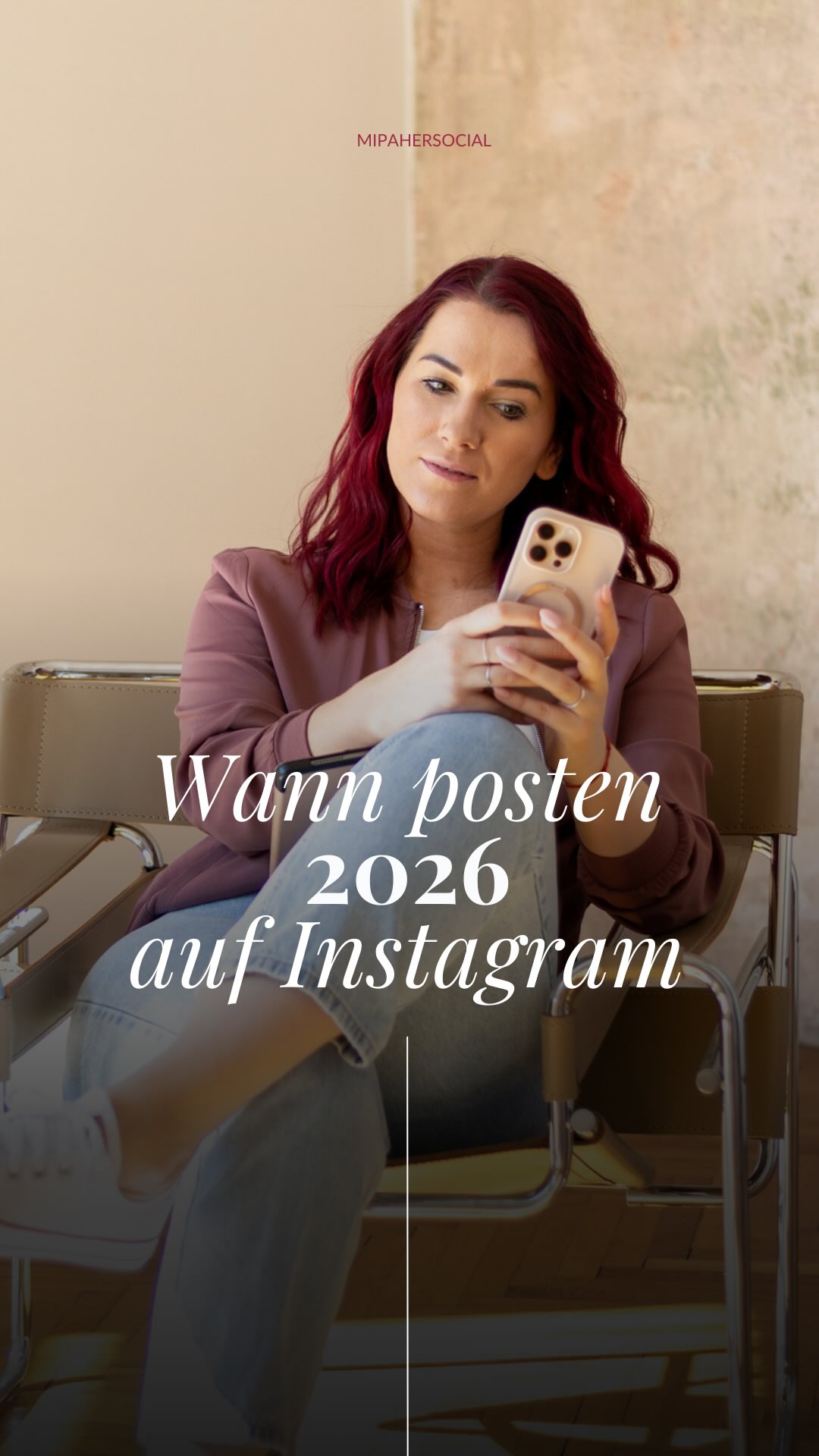 Die perekten Zeiten zum Posten 2026 auf Instagram:
…sind vollkommener Blödsinn und waren sie schon immer 🙈😅 der mythos tut echt nix, außer dich vom Posten abzuhalten, weil: „..ah warte ich poste erst um 18:30, da sind alle online… oder doch Dienstag…?“
Ernsthaft, all die großen Businesses und Marken, all die Creator sind doch nicht wegen 21:12 Uhr auf Instagram erfolgreich geworden. 🤦♀️
Sie haben Reichweite generiert, indem sie regelmäßig gepostet haben, gepostet haben, auch als sie niemanden interessiert haben und eben nicht von der Bildfläche verschwunden sind! 😉
Aber ja, es gibt eine Empfehlung bezüglich „wann postet man am@besten auf Instagram“ - sag welche kennst du? Schreibs mir in die Kommentare 🙂