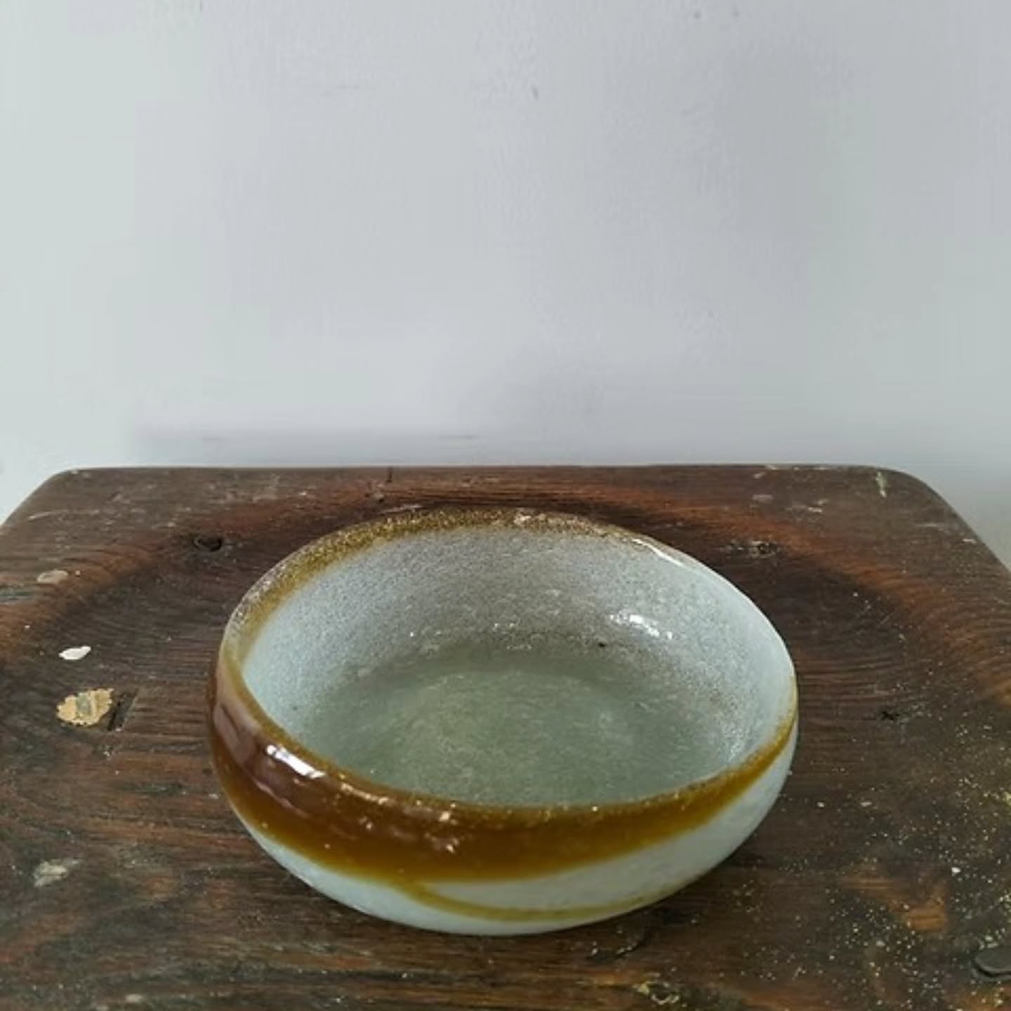 Vintage hand blown ( pontil mark on base ) art glass frosted bowl stunning!! | https://share.google/FfrrdUECJuVl0BP4B