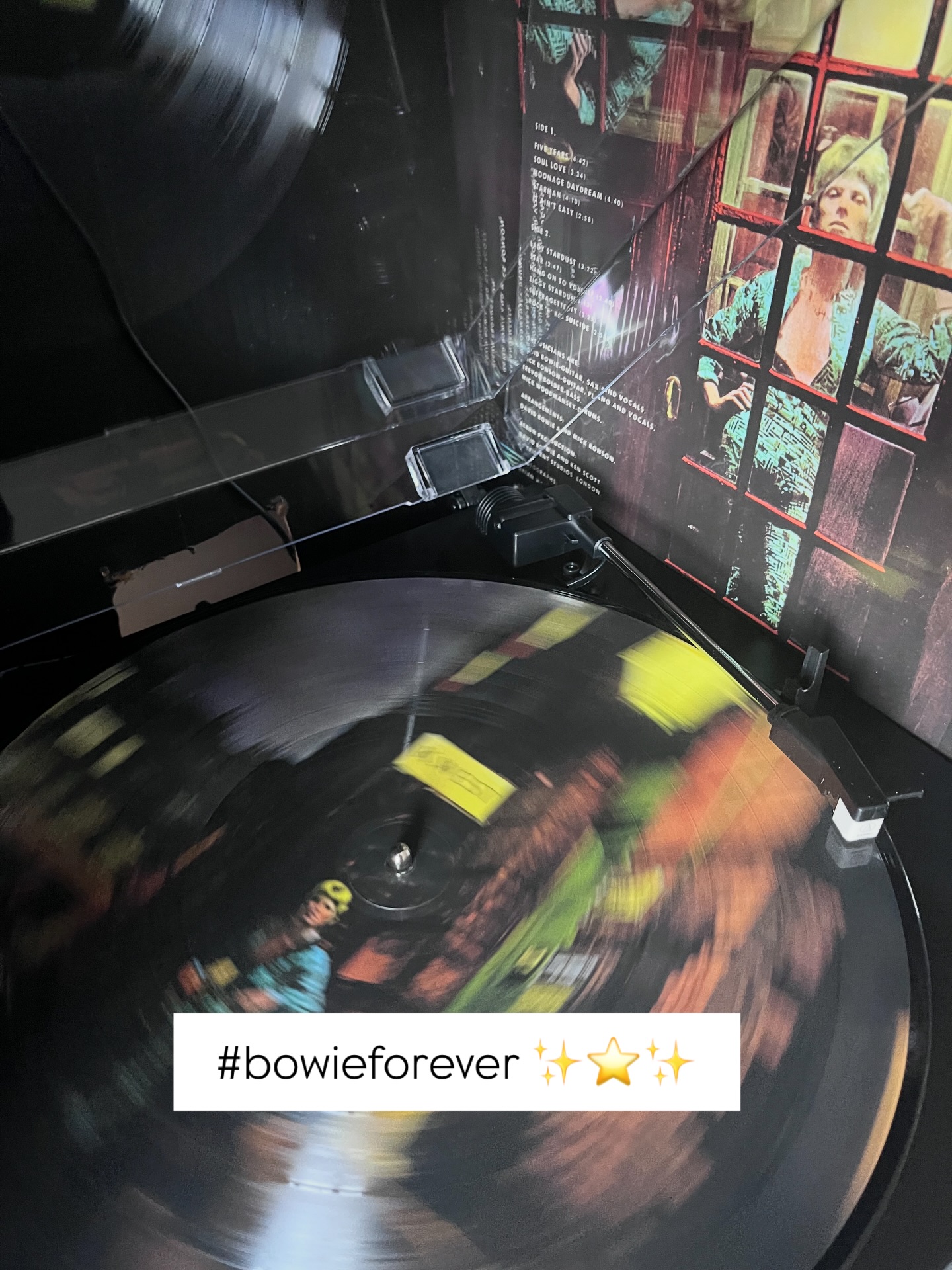 It’s all about our Starman today ❤️🎶⭐️⚡️ #davidbowieforever