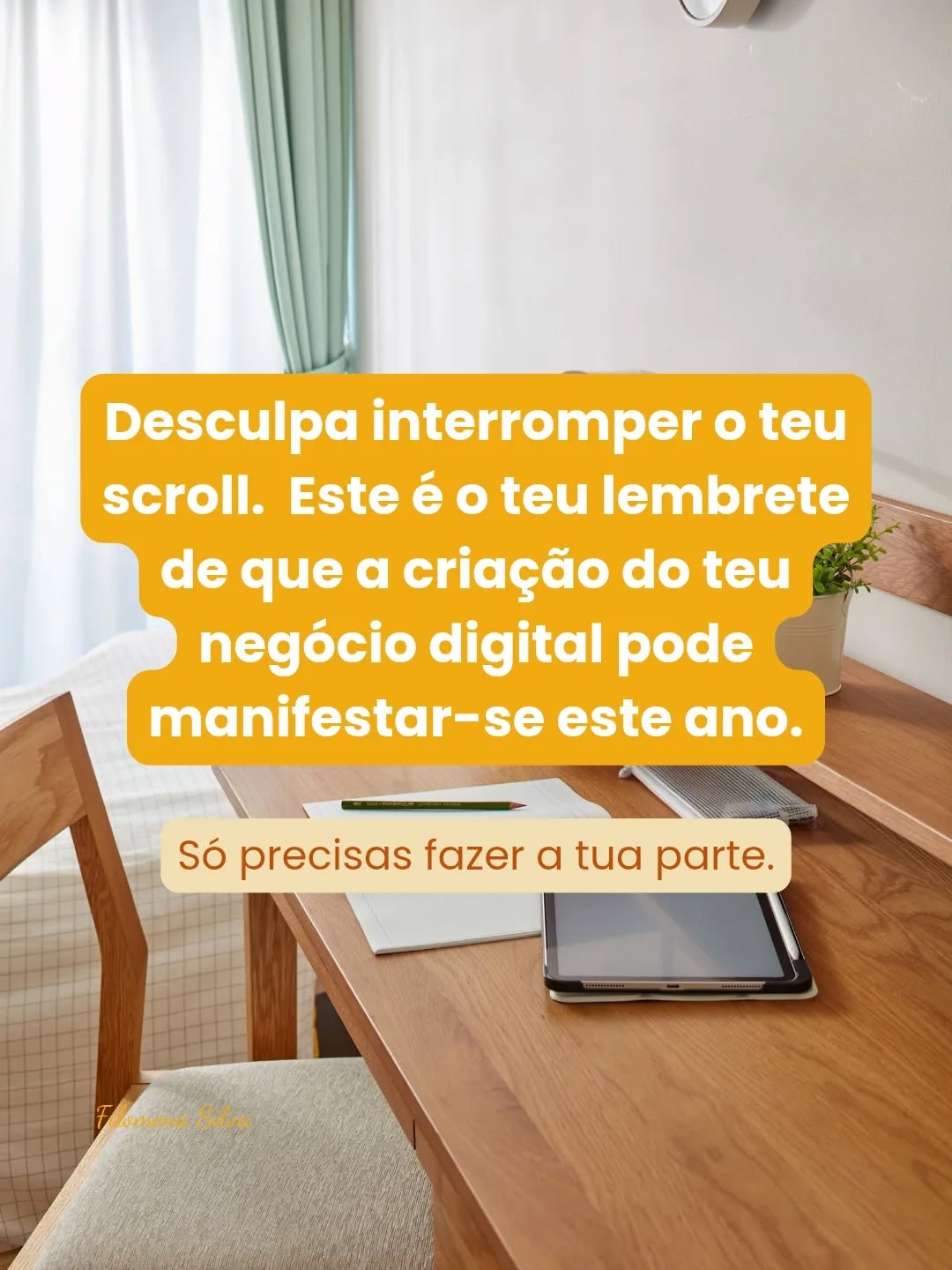Às vezes não te falta motivação.
Falta decidires que já chega de adiar o que sabes que queres construir.
Falta parar de esperar por mais clareza, mais tempo, ou mais coragem…
Falta avançar com o que tens hoje e com quem és neste momento.
Criar um negócio digital de sucesso não tem nenhum segredo mágico.
Acontece quando sabes exatamente o que tens de fazer e quando fazes a tua parte, sem desculpas.
Acontece quando assumes um compromisso contigo, mesmo sem garantias, mesmo com dúvidas.
Acontece quando fazes a tua parte, de forma consciente e consistente.
E isso… está mais perto do que imaginas.
Se este post te encontrou por algum motivo, comenta "lembrete" e eu explico-te por onde começar. 👇
