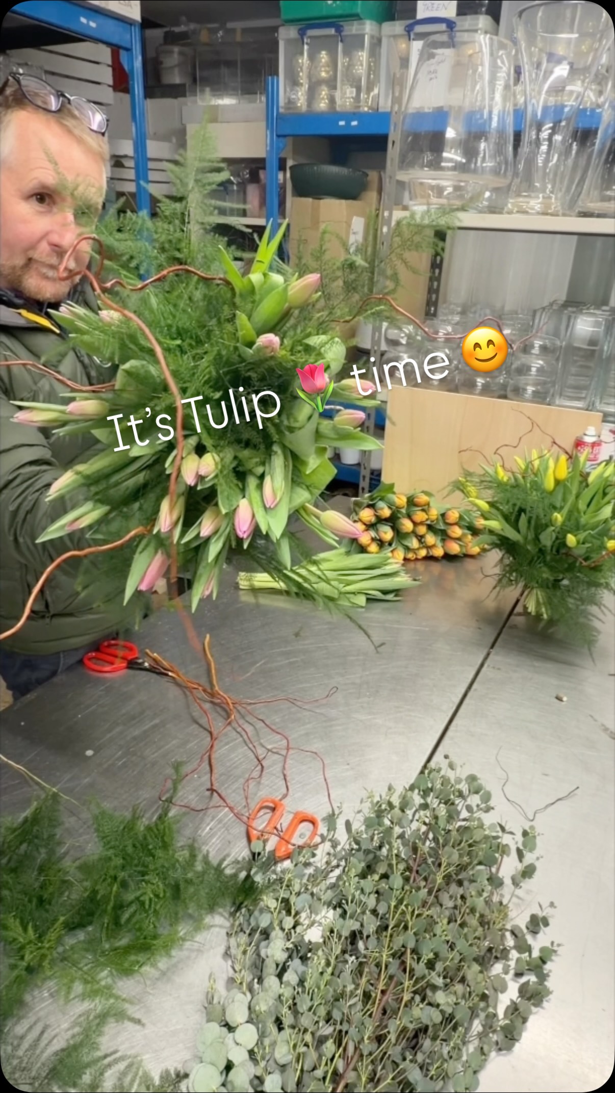 It’s now Tulip season and we can’t wait to share them with you.
Order yours by clicking the link 🔗 in the bio Nationwide next day delivery 🚚
#tulipseason #blomsterdekoratör #flowersoftheworld #floralstylist #blomster