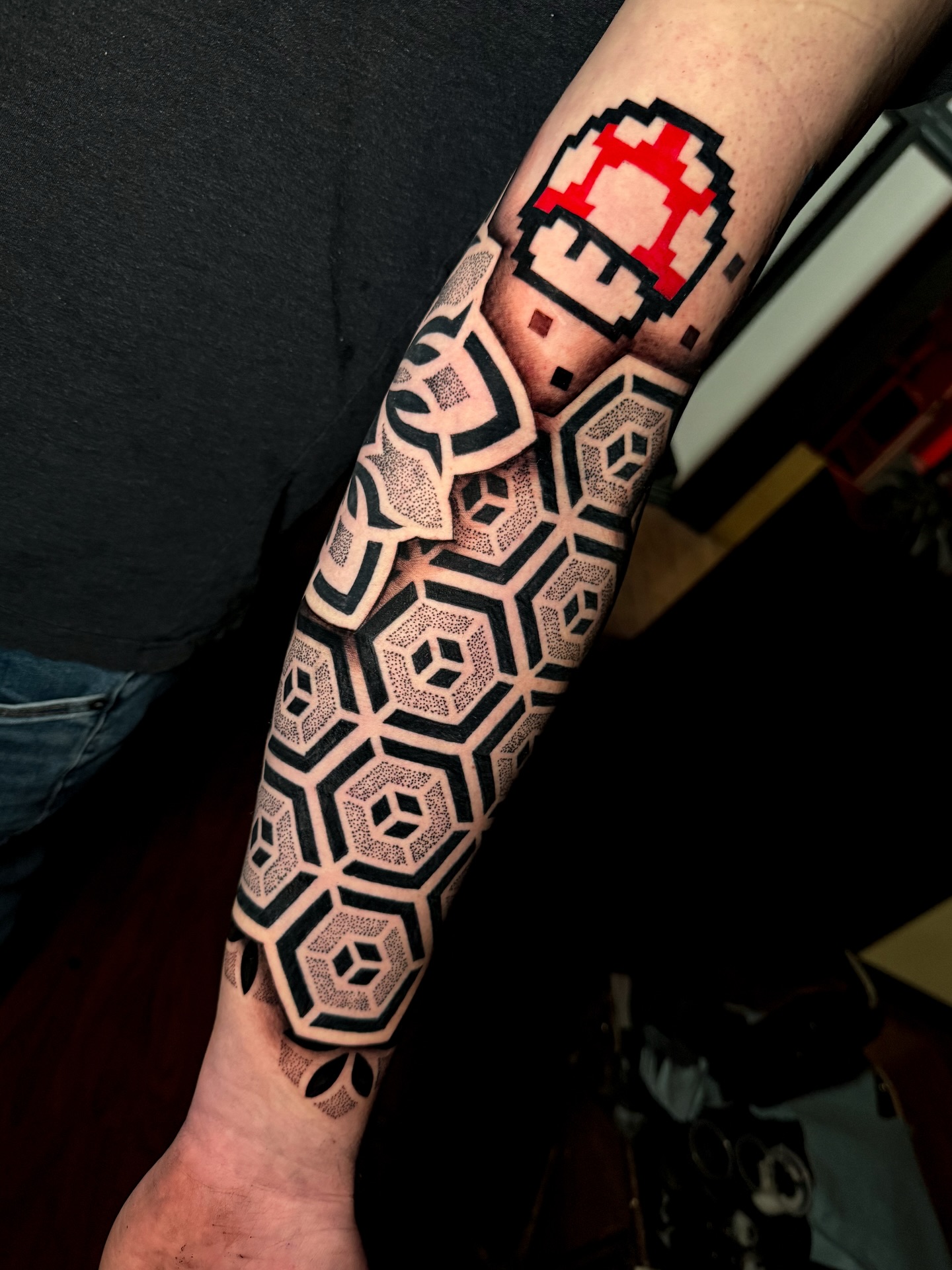 Looking for a geometric tattoo artist? Check out:
✍🏽Artist: Mike Aveno @mikeaveno_tattoos
🗓️Books: OPEN
To book: 📧marsinktattoo@gmail.com
📱 (408)508-9130
💲Deposit Req
•
#bayareatattooartist #geometrictattooartist #supermariotattoos #marsink #sanjosetattooartist