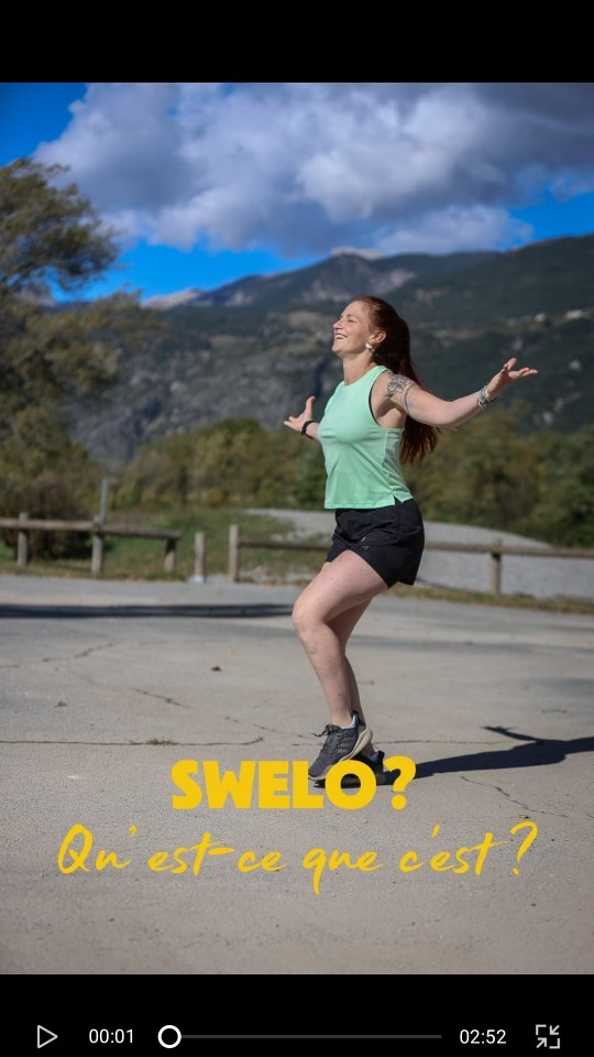 S W E L O ?
"Mais en faite je comprends pas ce que tu fais ?"
C'est pas si compliqué..! Regarde:
🧢 Moulti casquettes
🌿Accompagnatrice en montagne🌿
J'accompagne des groupes sur 1 ou plusieurs jours dans le but de faire découvrir la montagne, de prendre soin de soi par le biais de la nature et de la marche.
🏋Coach Sportive🏋
Je propose des suivis personnalisés en présentiel ou à distance que ce soit pour le sport ou l'alimentation.
On apprend les bons placements, on revoit les bases alimentaires et on avance ensemble vers plus d'autonomie.
🏃Prof de Fitness🏃
Circuit training, zumba, cardio box, stretching.... Le but : se défouler et transpirer dans la bonne humeur !
🪶Masseuse en madérothérapie🪶
Je vous propose des massages drainants pour compléter vos routines bien -être et sportive !
Tu vois tout est lié...! Merci Jamy !