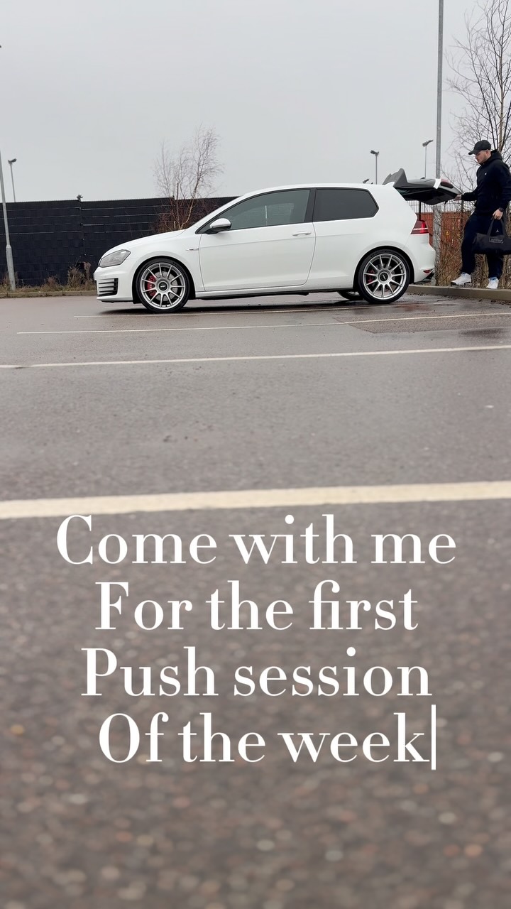 COME WITH ME ON THE FIRST PUSH SESSION OF TBE WEEK!
I also hit some lateral raises but didn’t catch that on film.
IF YOU ARE LOOKING TO TAKE YOUR TRAINING TO THE NEXT LEVEL GET IN TOUCH NOW📲
OPTIONS FOR IN PERSON PT AVAILABLE🏋️♀️
OPTIONS FOR ONLINE COACHING AVAILABLE💻
ENQUIRE HERE!
https://www.ohfit.co.uk/contact