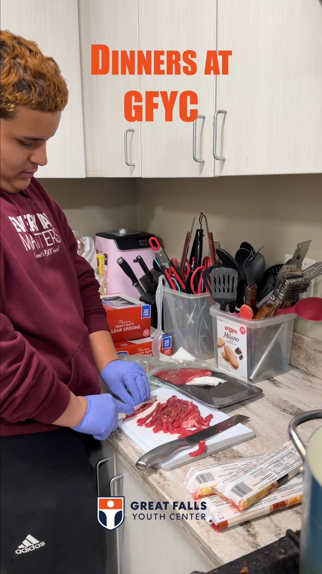 Every Monday–Friday night at the Great Falls Youth Center, our students sit down and share a meal together. 🍽️
On the menu: Beef Udon 🍜
But it all starts in the kitchen.
On Fridays, Mr. Fioli, who also leads a culinary class with Compete for Life at JFK High School, whips up dinner alongside student helpers.
It’s more than cooking. It’s connection, teamwork, and learning real-life skills that students carry beyond the table.
Because community is built one meal at a time. ❤️
#GreatFallsYouthCenter #NJCDC #CommunityCare #LifeSkills #YouthDevelopment