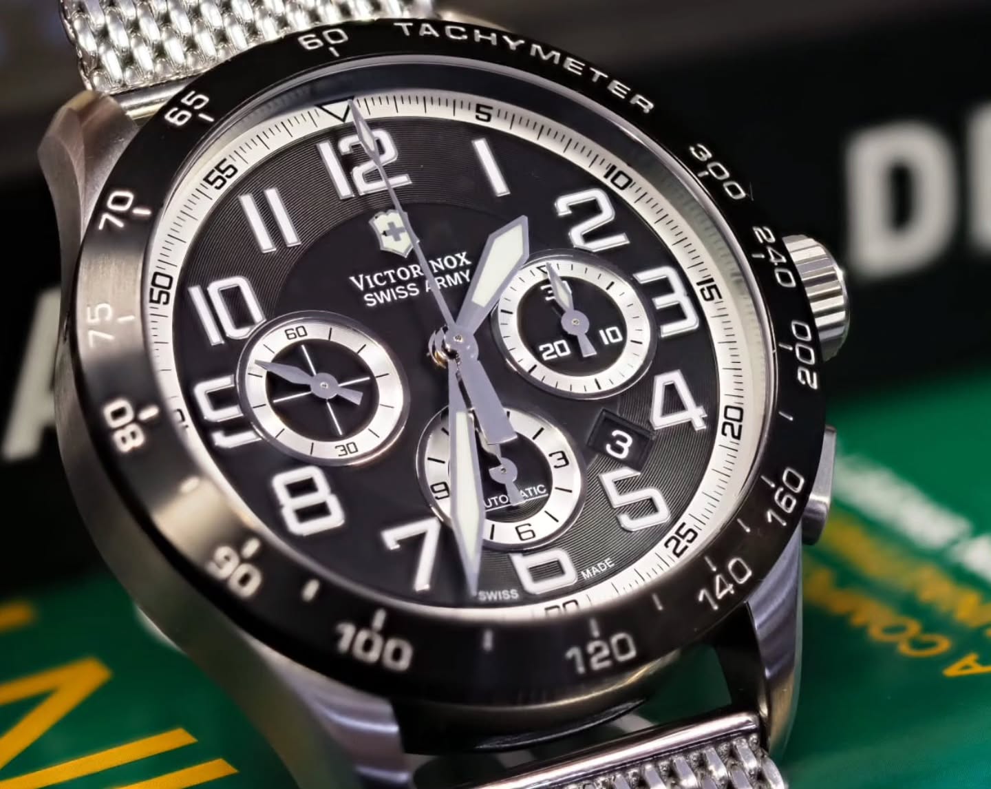 The market is flooded with expensive watches yet lately I try to bring watches back to market that offer a good balance of quality for their price. Makes them quite interesting to own and wear something different out there.
#victorinox
#Victorinoxairboss
#airboss
#chronograph
#chronographwatch