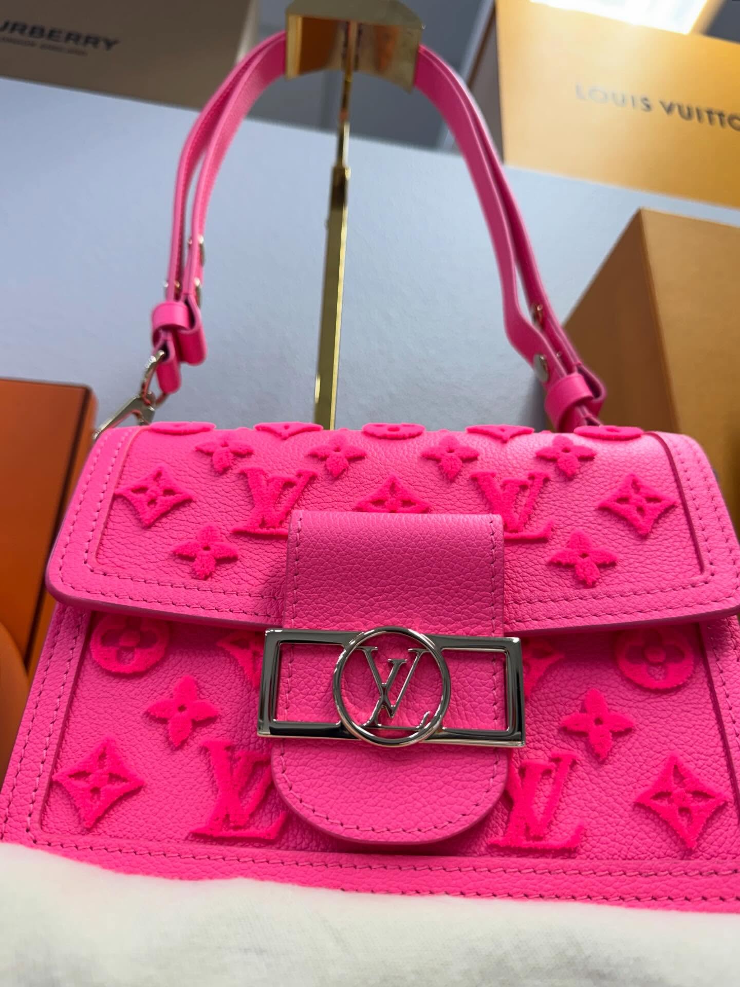 Not your average bag 💗
This LockMe is a true showstopper—crafted in rich textured leather with bold monogram detailing and sleek silver hardware. A statement bag that elevates even the simplest look. Available now via DM or stop on in to take a look in person!