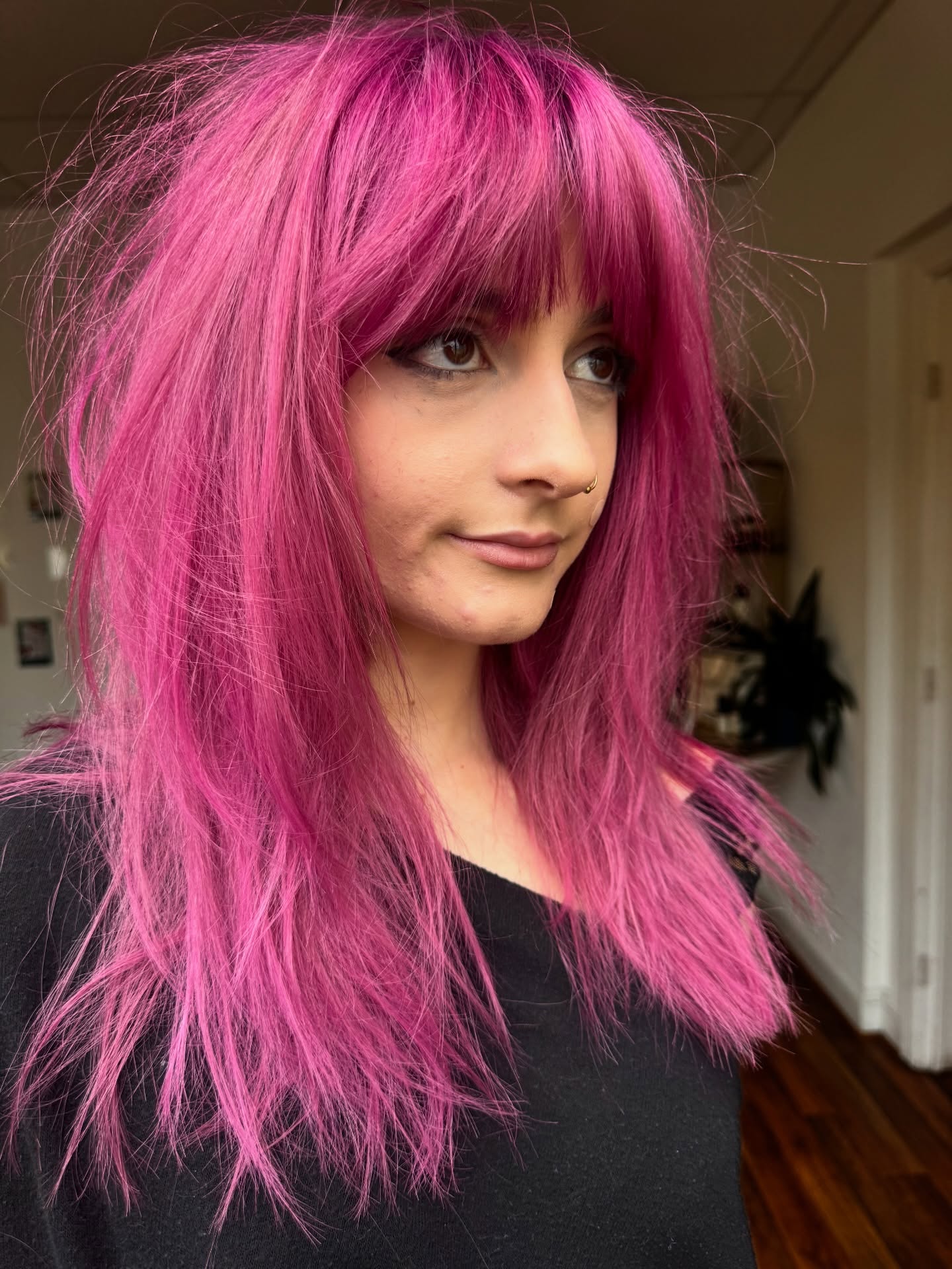 Roses are red, violets are fine—
but this pink? She’s the real Valentine 💖 It’s love at first snip.