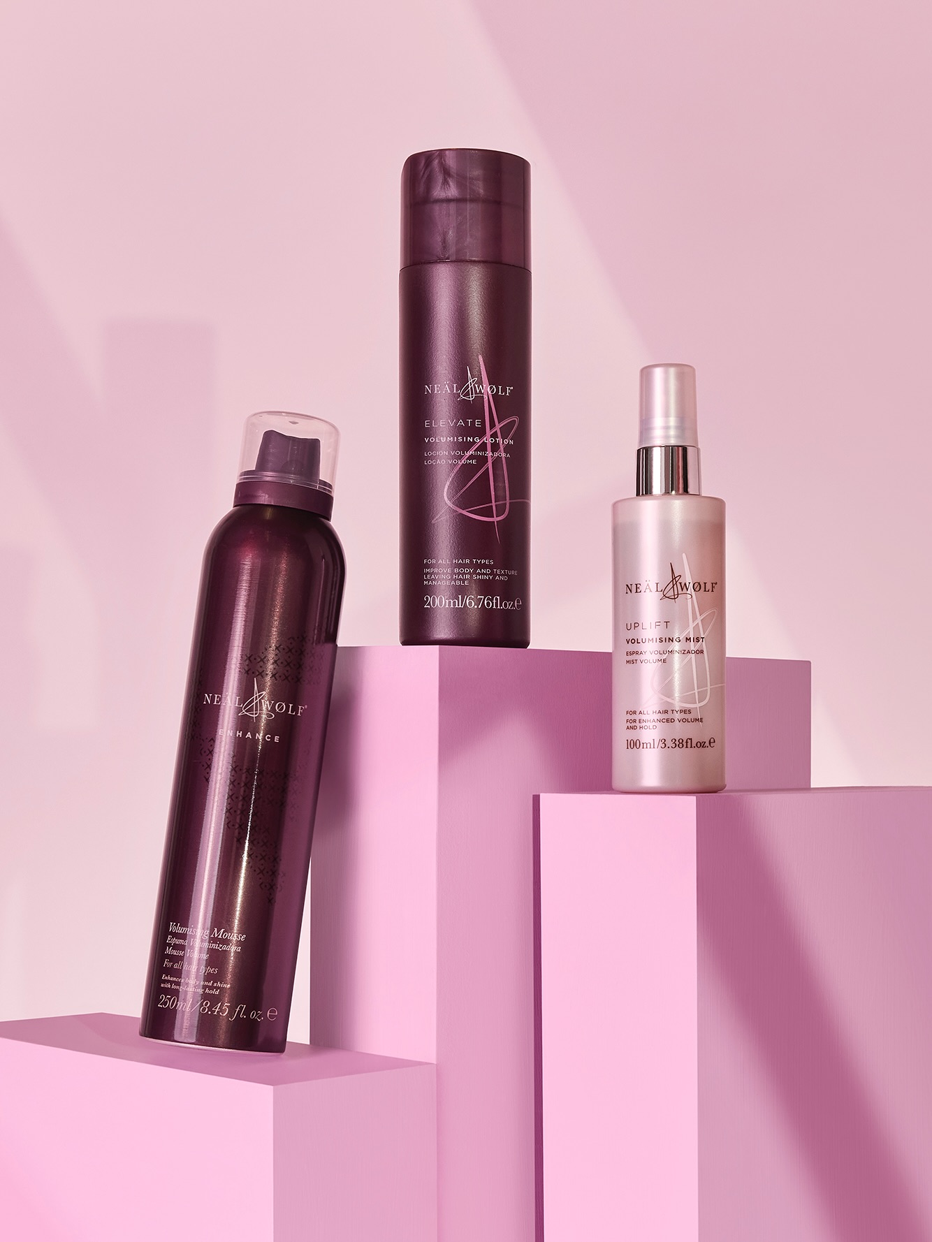 Latest work for @nealandwolf ‘s new Styling image series, starting with some simple but effective product photography, lots of fab content to show you from these shoot days.
Also a little shout out to my very talented 11 year old niece Isla who took these amazing behind the scenes photos and assisted me on the product day.
Lighting by @pixapro @essentialphotovideo
#productphotographer #productphotoshoot #productphotography #brandphotography #behindthescenes #photoshootbehindthescenes #nealandwolf #salonpromotions