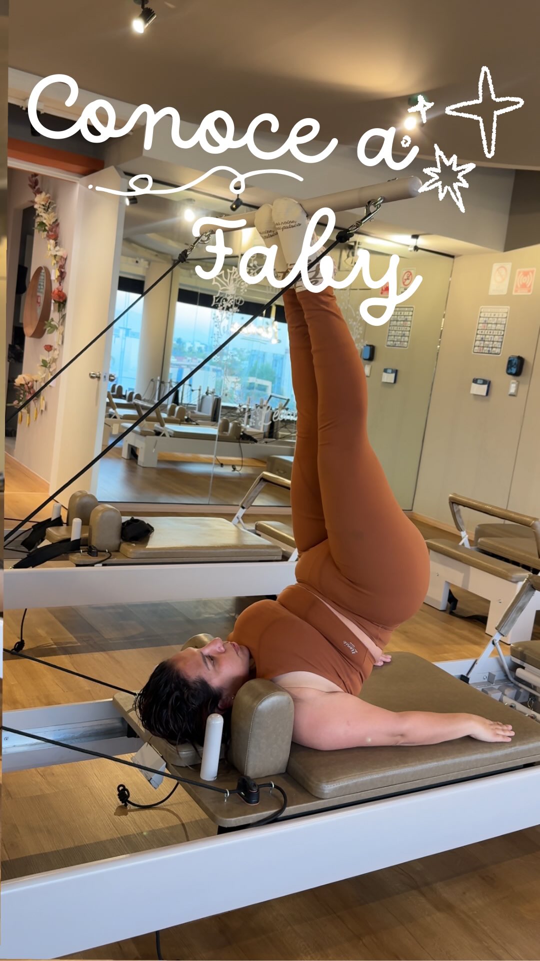 Ella es Faby ✨
Para ella, Léonie es un punto de encuentro entre mujeres que comparten el gusto por moverse, cuidarse y acompañarse.
En sus clases fortalecerás tu cuerpo, ganarás flexibilidad y aprenderás a controlar cada movimiento, siempre con un ambiente ligero y cercano.
-
-
-
-
-
-
-
-
-
-
#bienestarfemenino #léonie #léoniebarreypilates #sonata #pilates