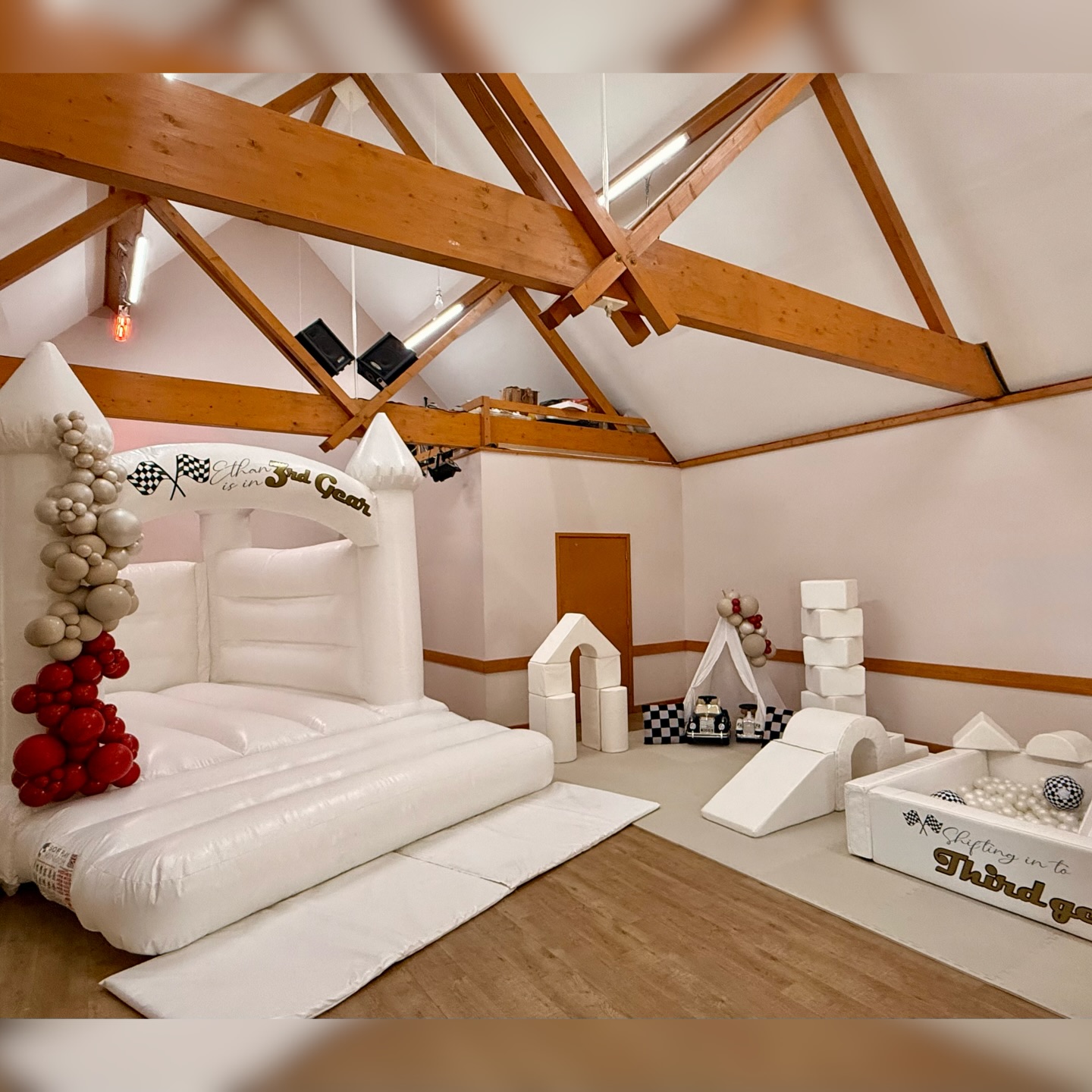 ~ Ethan’s 3rd Birthday ~
What a gorgeous way to kick off the new year - the PERFECT collaboration with @jemima.and.teddy for Ethan’s 3rd birthday this afternoon 🏎️ 🏁
This is such a great showcase of how simple it is to pull a theme together with this all white combo. I’m having so much fun with Children’s party themes recently, and the racing theme is one I’ve been looking forward to especially incorporating this stunning ruby red ✨
It’s very rare I get to work in a team, so today with Lauren and Kathryn has been a pleasure - and it’s always a treat to find another vendor working with the same aesthetic & vision. Here’s to many more collaborations in the future ❣️
White Bouncy Castle, Boutique Garland & all Vinyl Personalisation @museeventsbygl
Soft Play Package @jemima.and.teddy
• White Bouncy Castle Hire • White Soft Play Hire • Balloon Styling • Event Decor • Norfolk • Norwich • Birthday Party • 3rd Birthday • Racing Theme • Third Gear •