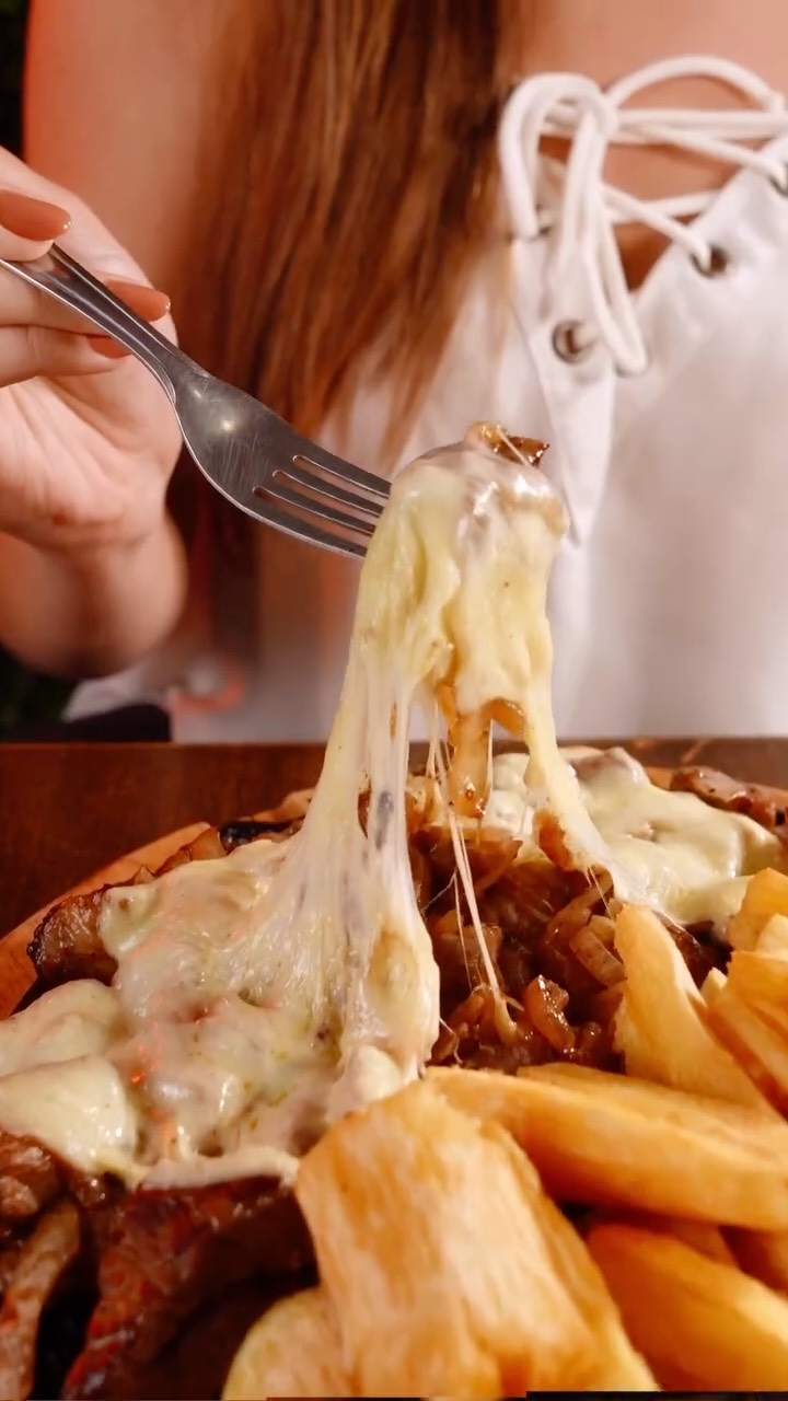 No improviso e sem roteiro é mais gostoso!
Produção para o Zequinha Pizza e Bar @zequinhapizzaebar com a Flint Creativity @flint.creativity @pedroaugustomkt @debmizutani
#foodstyling #fotografodecomida #videomaker #brasilia