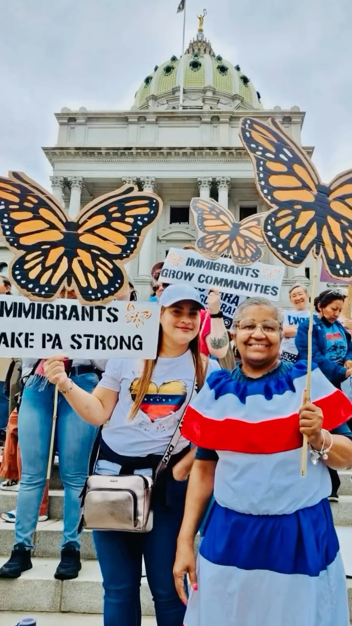 (español abajo) Through one of the most challenging years our communities have faced, one thing remains true: we keep each other safe and sound. As 2025 comes to a close, we want to thank everyone who has supported our work to protect and strengthen our communities - from hitting the polls to handing out Know Your Rights cards to neighbors. In 2025, your dedication has brought our communities together in powerful ways— from passing Welcoming Ordinances in Allentown and Reading to ending ICE collaboration in Bucks County. We know that the coming years won’t be easy, but we also know that when our communities stand together, we are unstoppable. In the words of Martin Luther King Jr., “The arc of the moral universe is long, but it bends toward justice.” Here’s to another year of bending the arc a little closer to justice for our families and neighbors.
MRPA offices will be closed for the holidays from Dec 24 through Jan 1 to rest and reset. Wishing warmth, health, and rest to all of our comrades.
ESPAÑOL: A través de uno de los años más desafiantes que nuestras comunidades han enfrentado, una cosa sigue siendo cierta: nos mantenemos unos a otros sanos y salvos. A medida que el 2025 llega a su fin, queremos agradecer a todos los que han apoyado nuestro trabajo para proteger y fortalecer nuestras comunidades, desde ir a las urnas hasta repartir tarjetas Conozca sus derechos a los vecinos. En 2025, su dedicación ha unido a nuestras comunidades de maneras poderosas, desde la aprobación de las Ordenanzas de Bienvenida en Allentown y Reading hasta el fin de la colaboración de ICE en el condado de Bucks. Sabemos que los próximos años no serán fáciles, pero también sabemos que cuando nuestras comunidades están unidas, somos imparables. En palabras de Martin Luther King Jr., “El arco del universo moral es largo, pero se inclina hacia la justicia”. Por otro año de doblar el arco un poco más cerca de la justicia para nuestras familias y vecinos.
Las oficinas de MRPA estarán cerradas por vacaciones desde el 24 de diciembre hasta el 1 de enero para descansar y reiniciar. Deseando calidez, salud y descanso a todos nuestros camaradas.