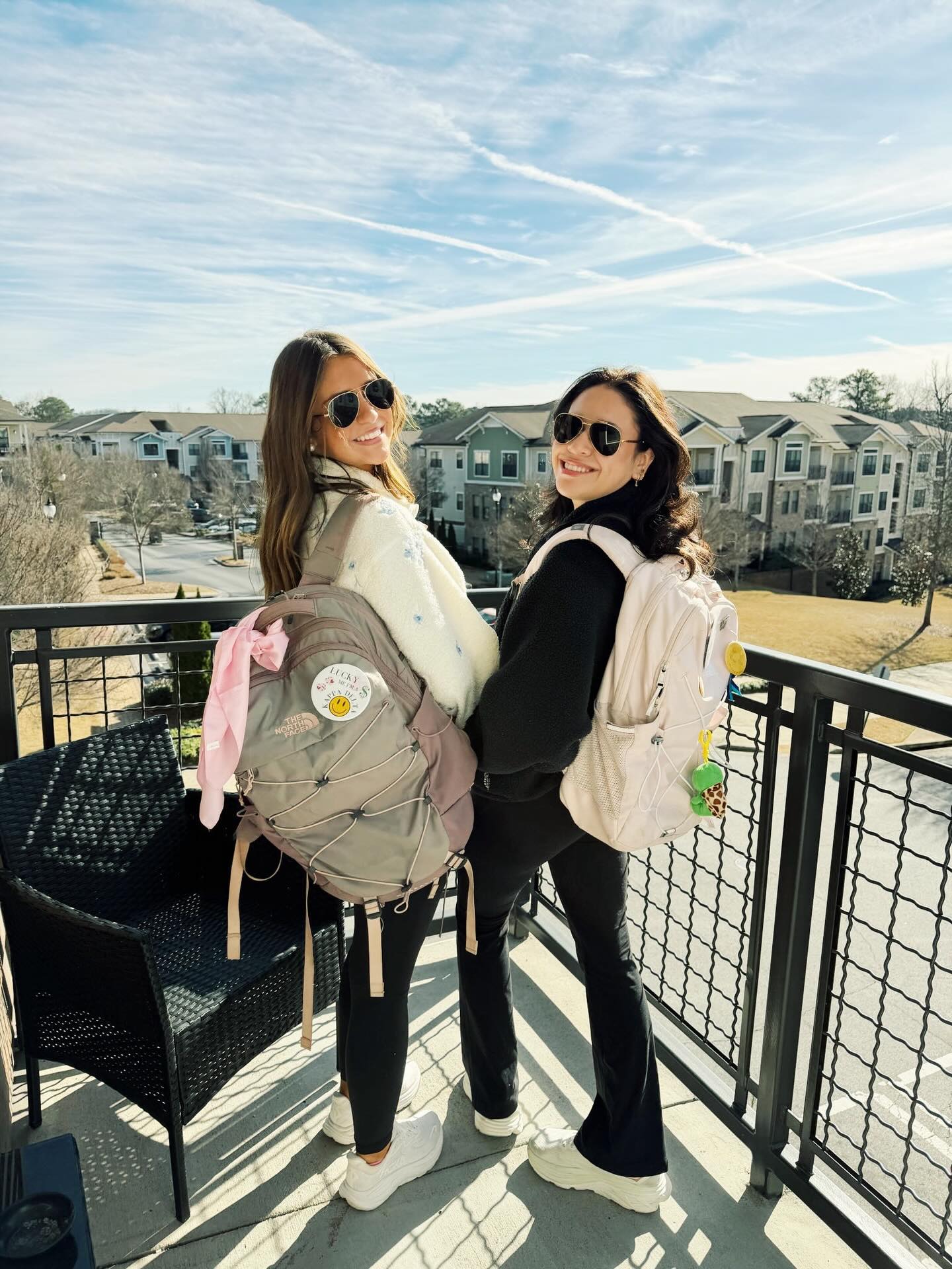 Happy FDOC !!! 💚📚✏️
We hope all everyone has a great semester back, comment any tips or advice for our sisters to use !!!