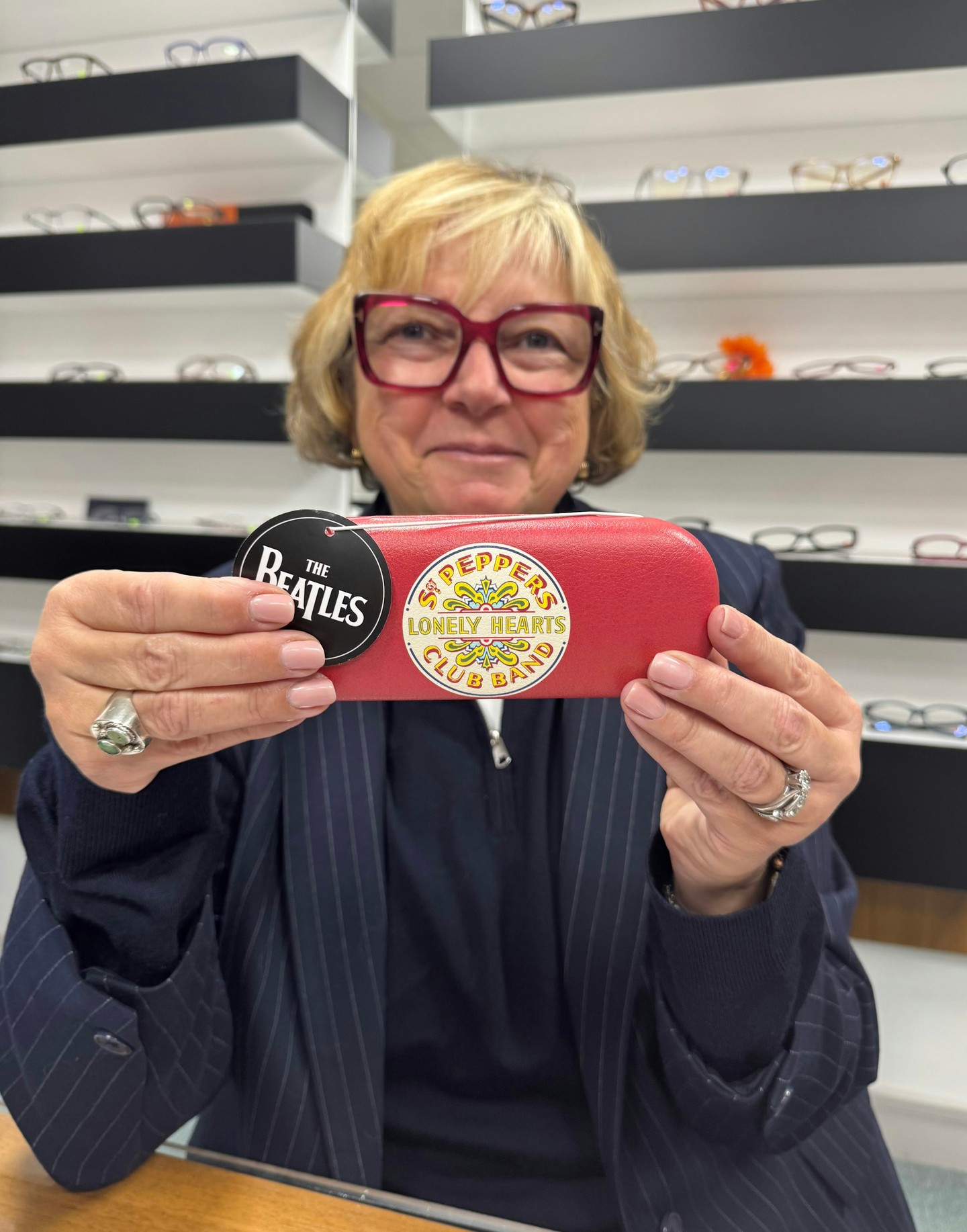 Release your inner Beatle!😎
Looking for a new home for your spectacles? From bold and colourful to classic and understated, we have a lovely range of spectacle cases in store.
A small accessory that can make a big difference, and a great way to add a little personality to your eyewear.
Pop by and take a look next time you’re passing.
📍 3-4 Central Walk, Bury St. Edmunds
#Glasses #Spectacles #BuryStEdmunds #Suffolk