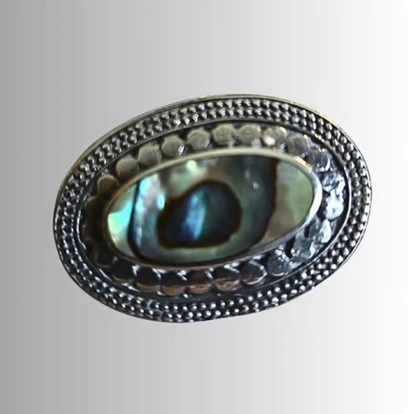 https://www.objetdart-stuff.co.uk/product-page/vintage-silver-abalone-shell-oval-brooch-marked-825-835-silver