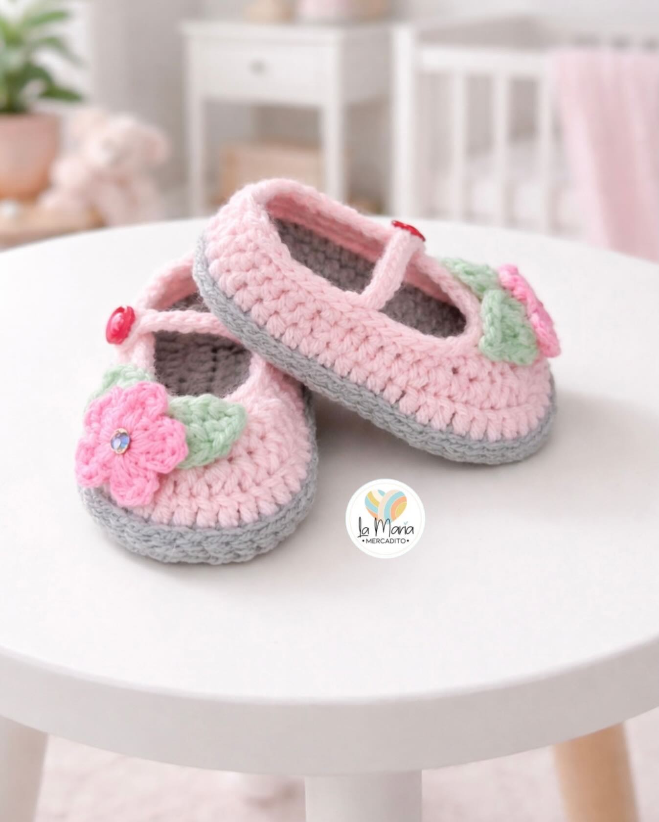 Tejidos a mano, con amor y dedicación, para acompañar un comienzo tan especial 🩷🌸🎀
Handmade with love and dedication, to accompany such a special beginning 🩷🌸🎀
.
.
.
.
.
@willfinddinora
#viralpost #post #newpost #nuevopost #crochetbooties #babygirl #escarpines #escarpinestejidos #muñecostejidos #lamariamercadito #hechoamano #handmade #hechoconamor #crochet #ganchillo #amotejer #miemprendimiento #emprendimiento #apoyalolocal #amomitrabajo #muñecaspersonalizadas